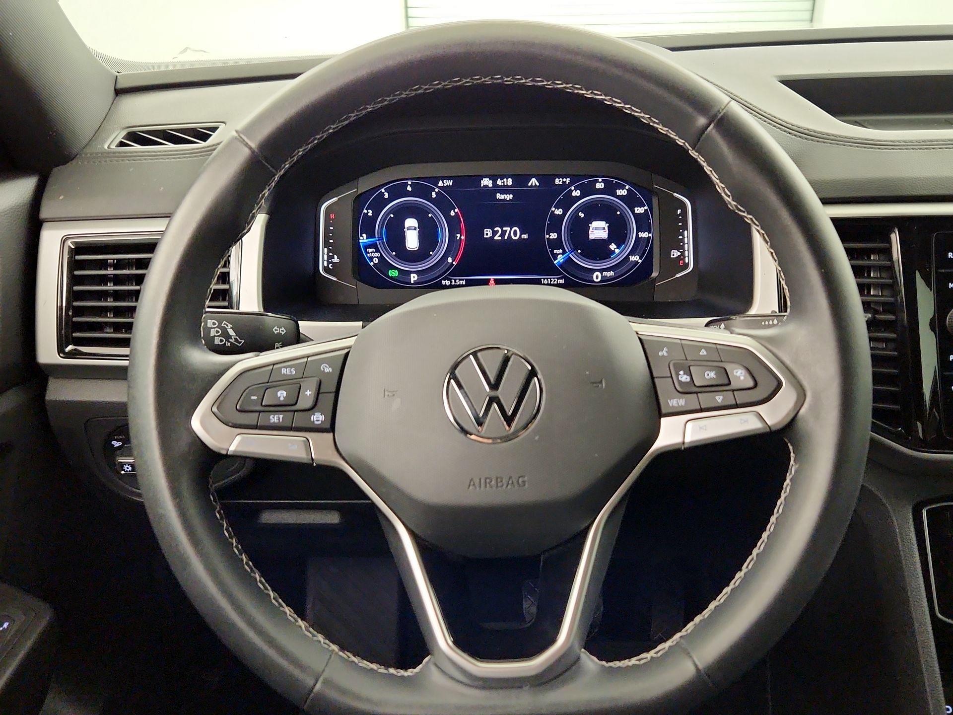 Thumbnail: 2023 Volkswagen Atlas - 10