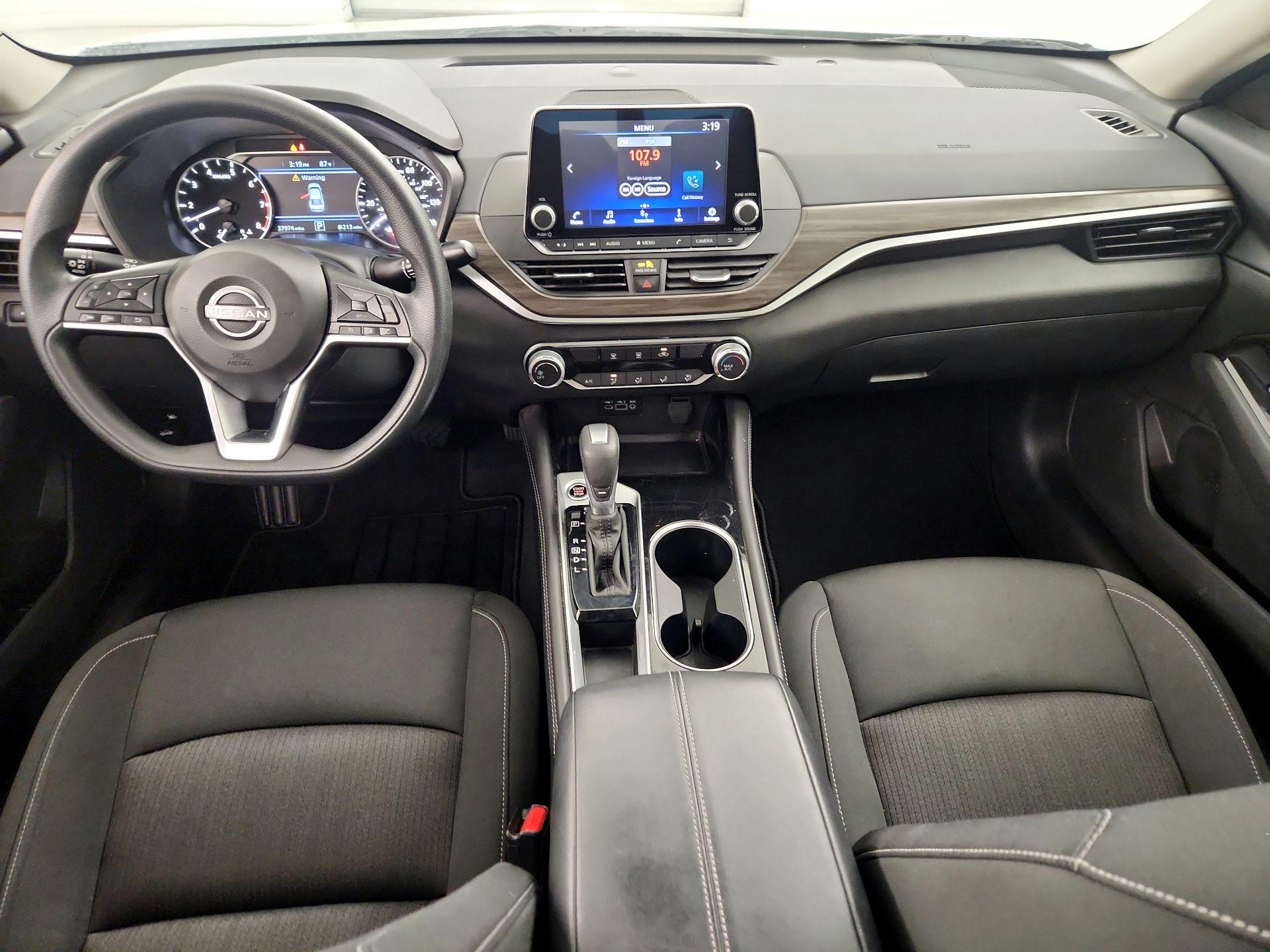 Thumbnail: 2023 Nissan Altima - 9