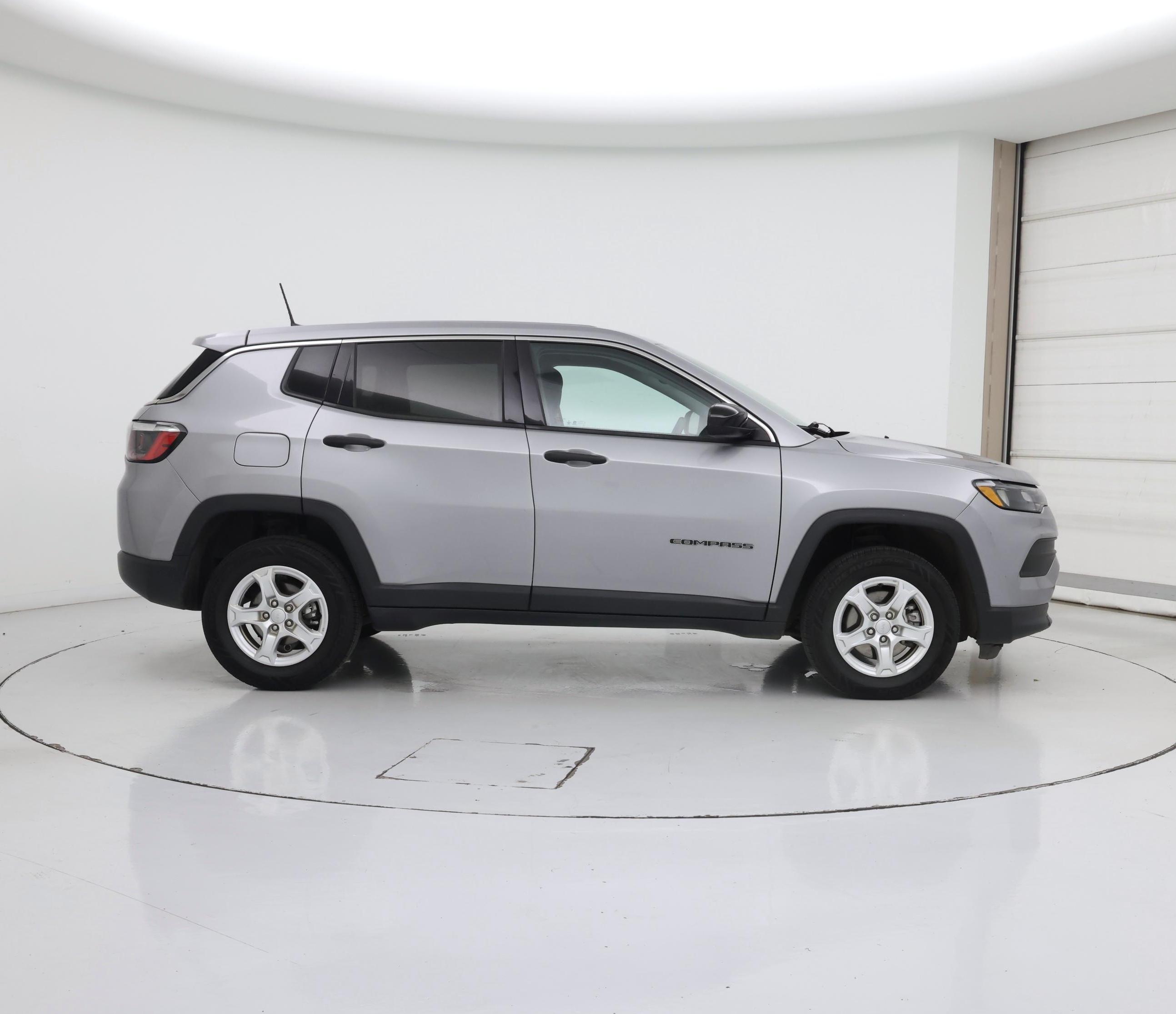 Thumbnail: 2022 Jeep Compass - 7