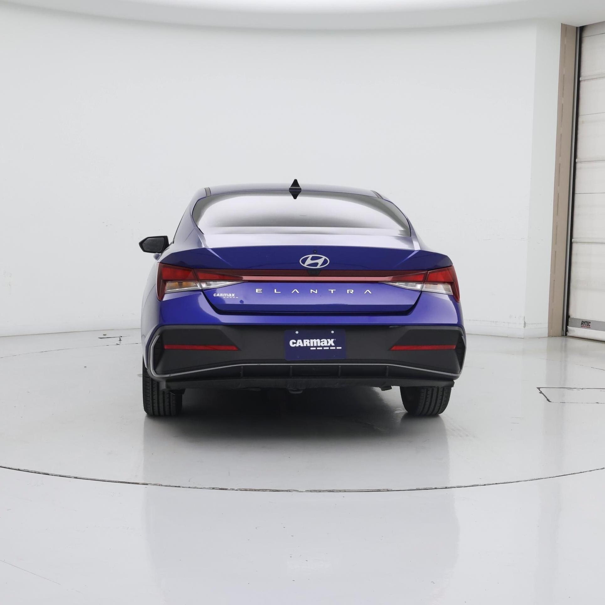 Thumbnail: 2024 Hyundai Elantra - 6