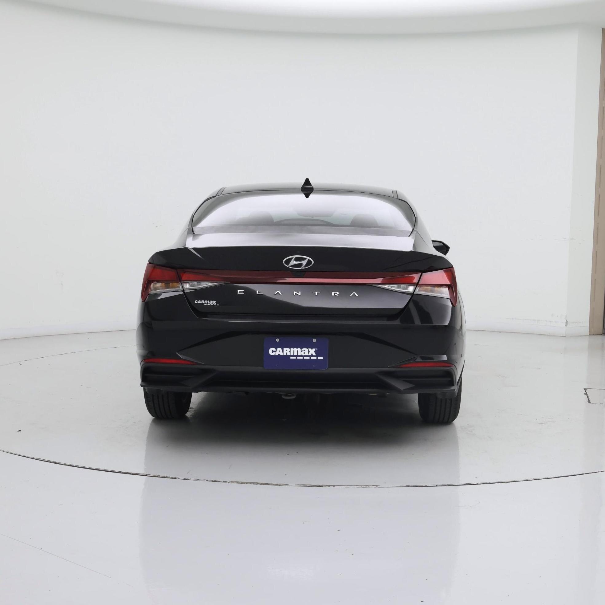 Thumbnail: 2023 Hyundai Elantra - 6