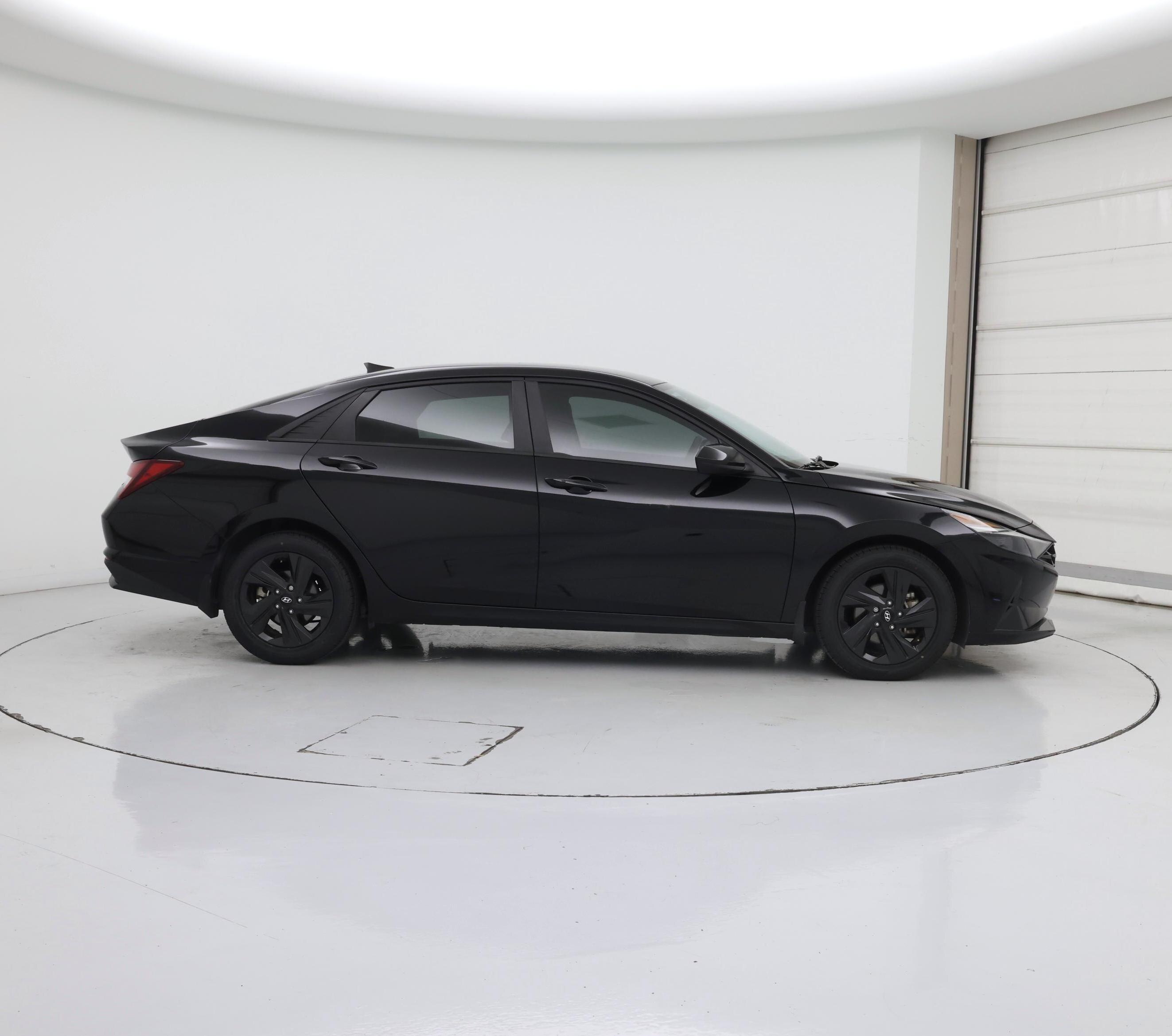 Thumbnail: 2023 Hyundai Elantra - 7