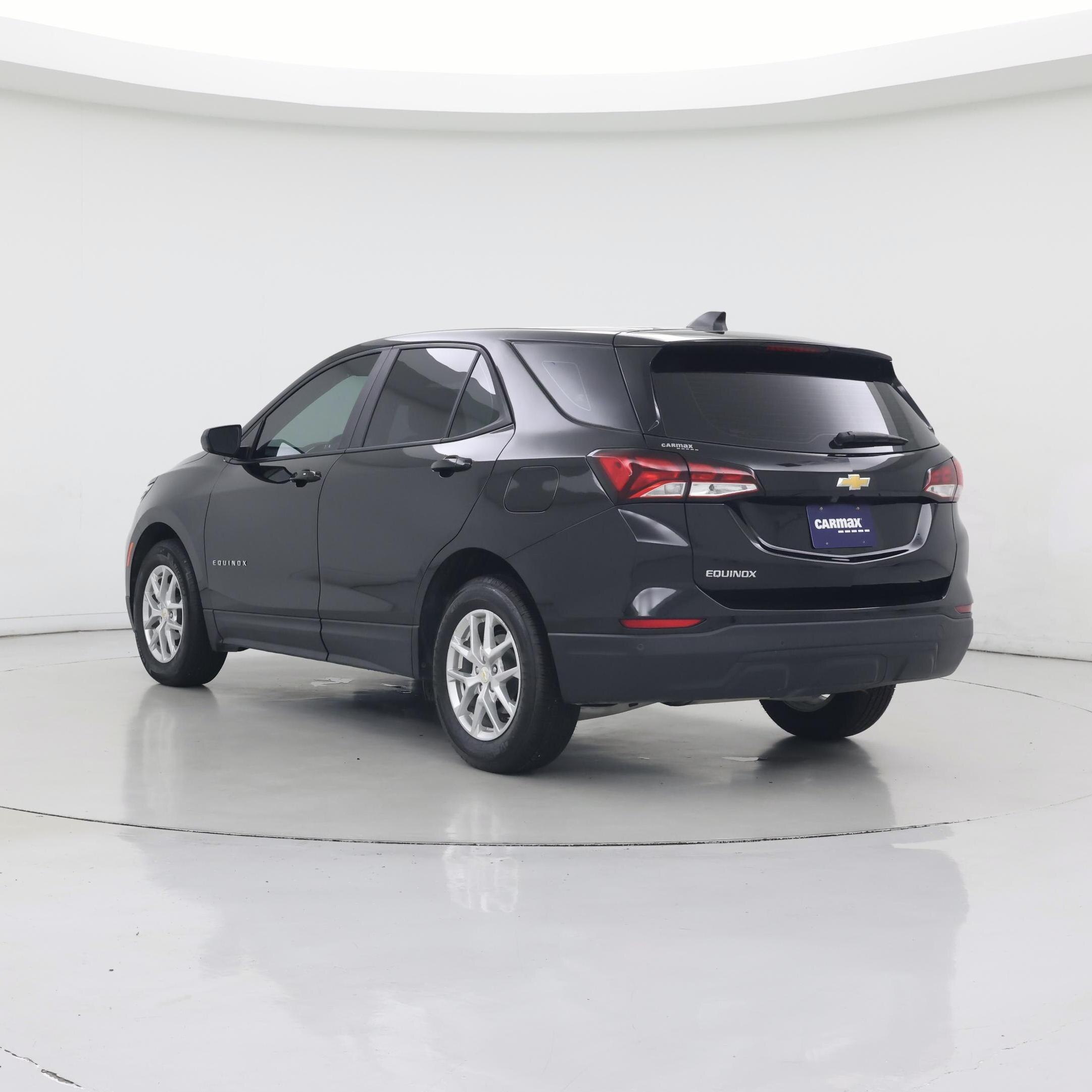 Thumbnail: 2022 Chevrolet Equinox - 2
