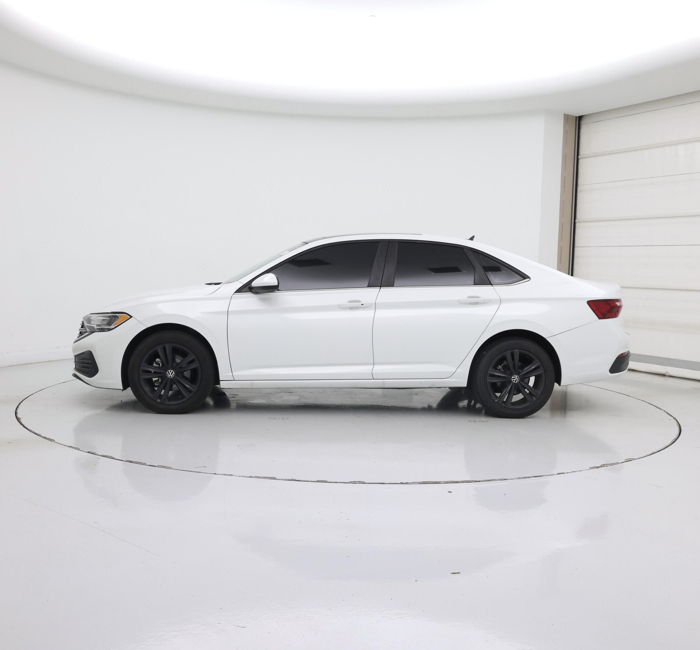 Thumbnail: 2024 Volkswagen Jetta - 3