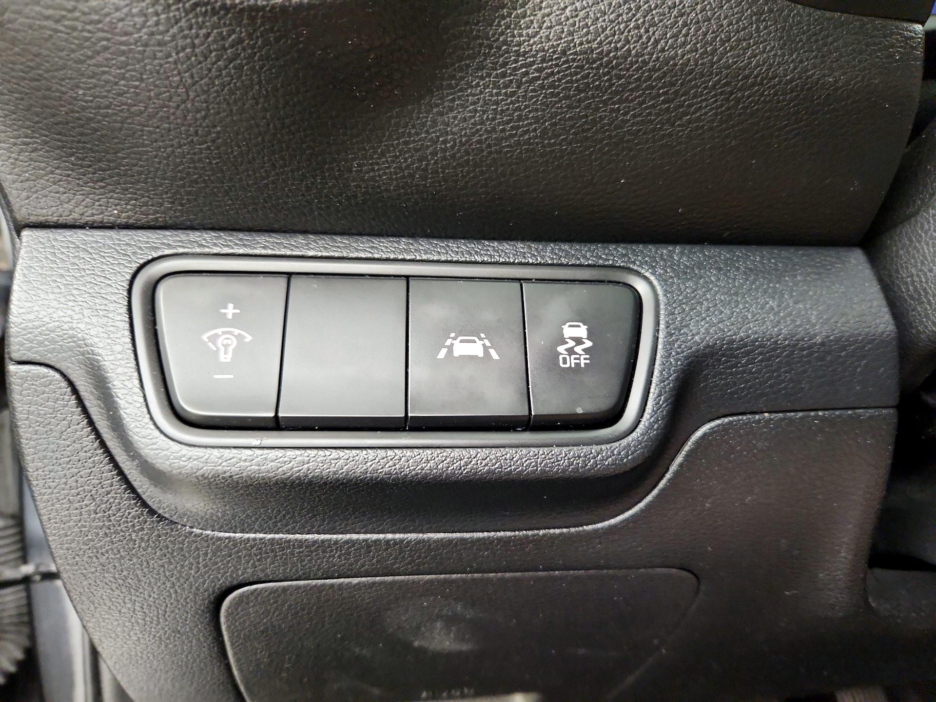 Thumbnail: 2021 Kia Forte - 13