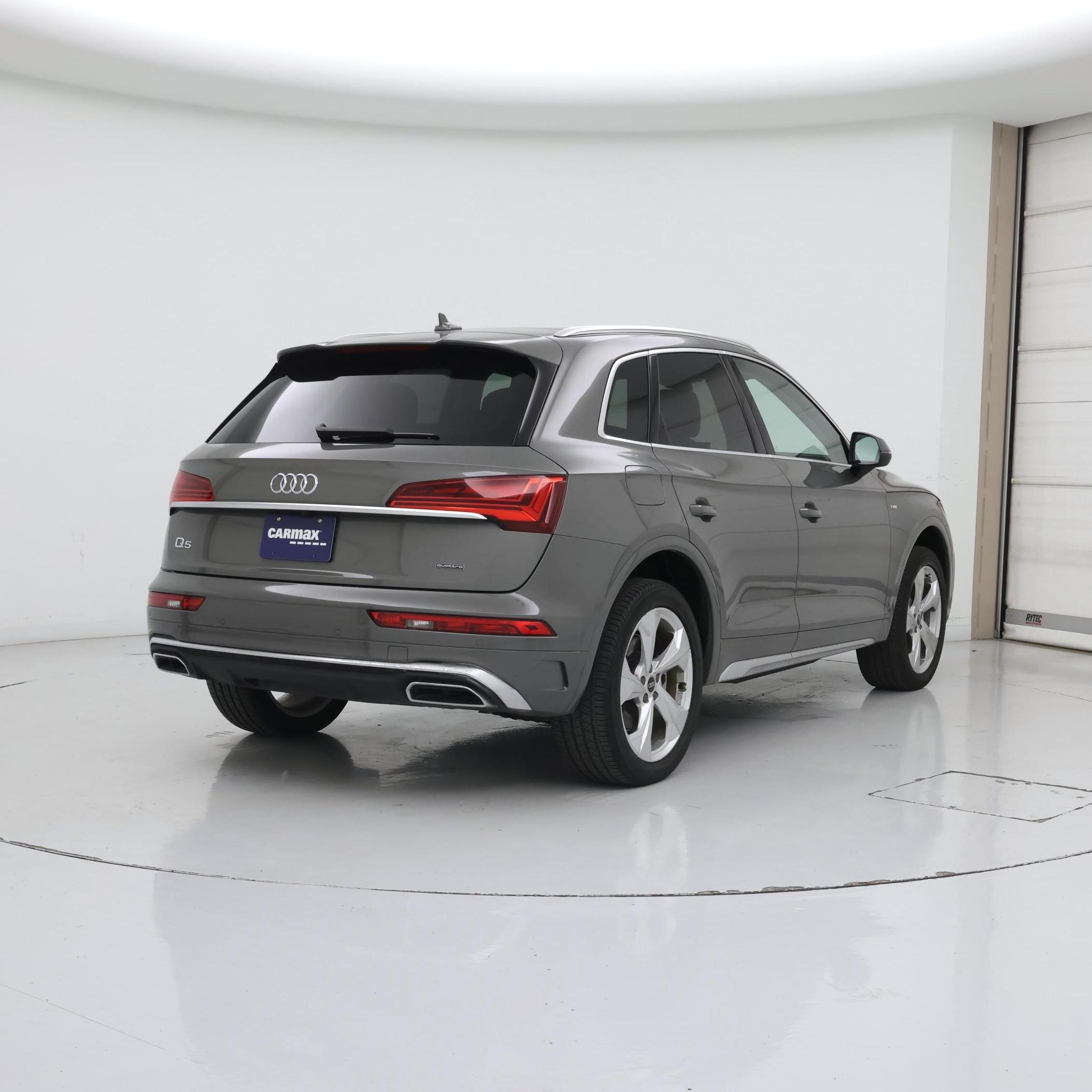 Thumbnail: 2023 Audi Q5 - 8