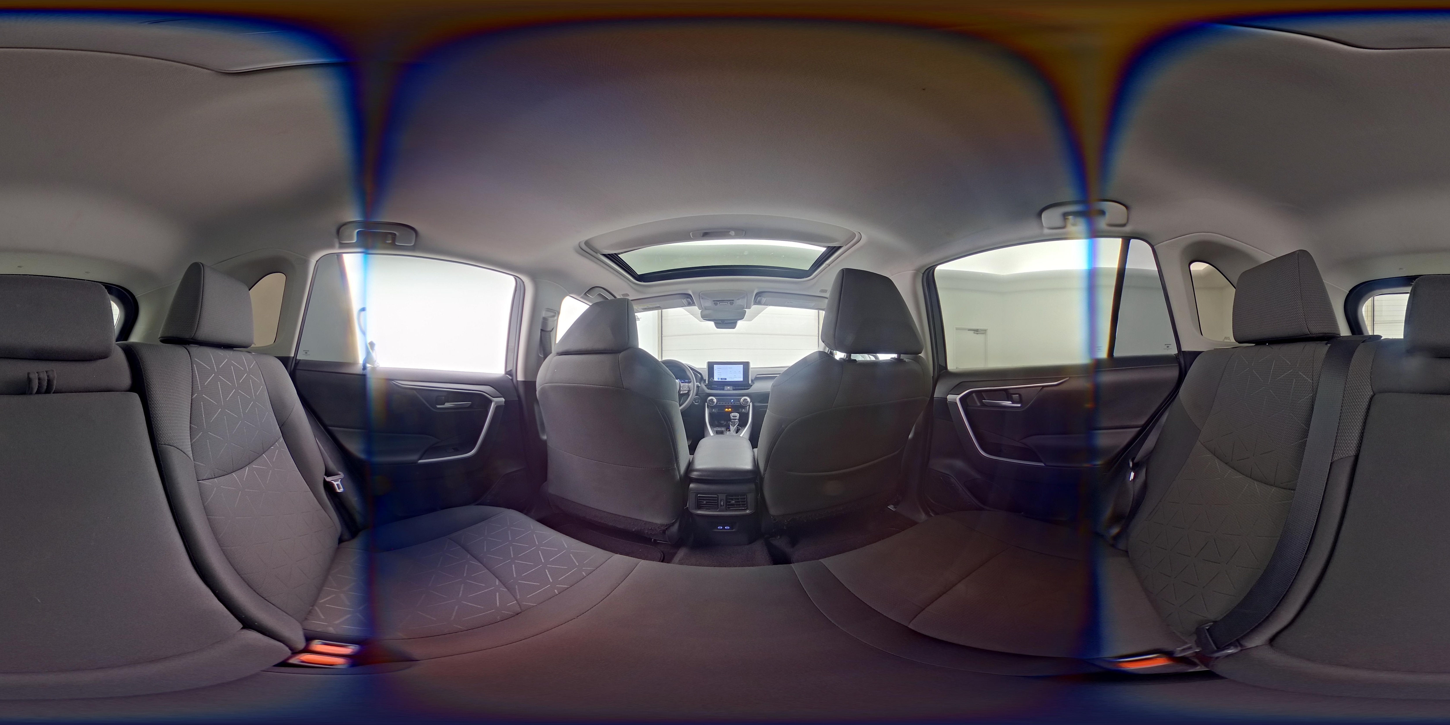 2023 Toyota RAV4 XLE - Photo 27
