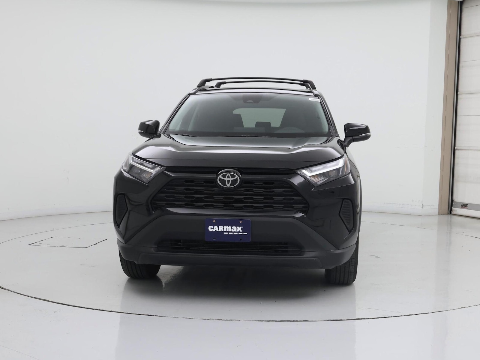 2023 Toyota RAV4 XLE - Photo 6
