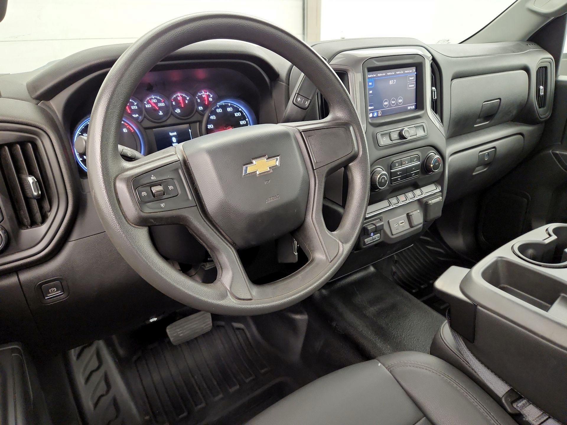 Thumbnail: 2021 Chevrolet Silverado 3500 - 9