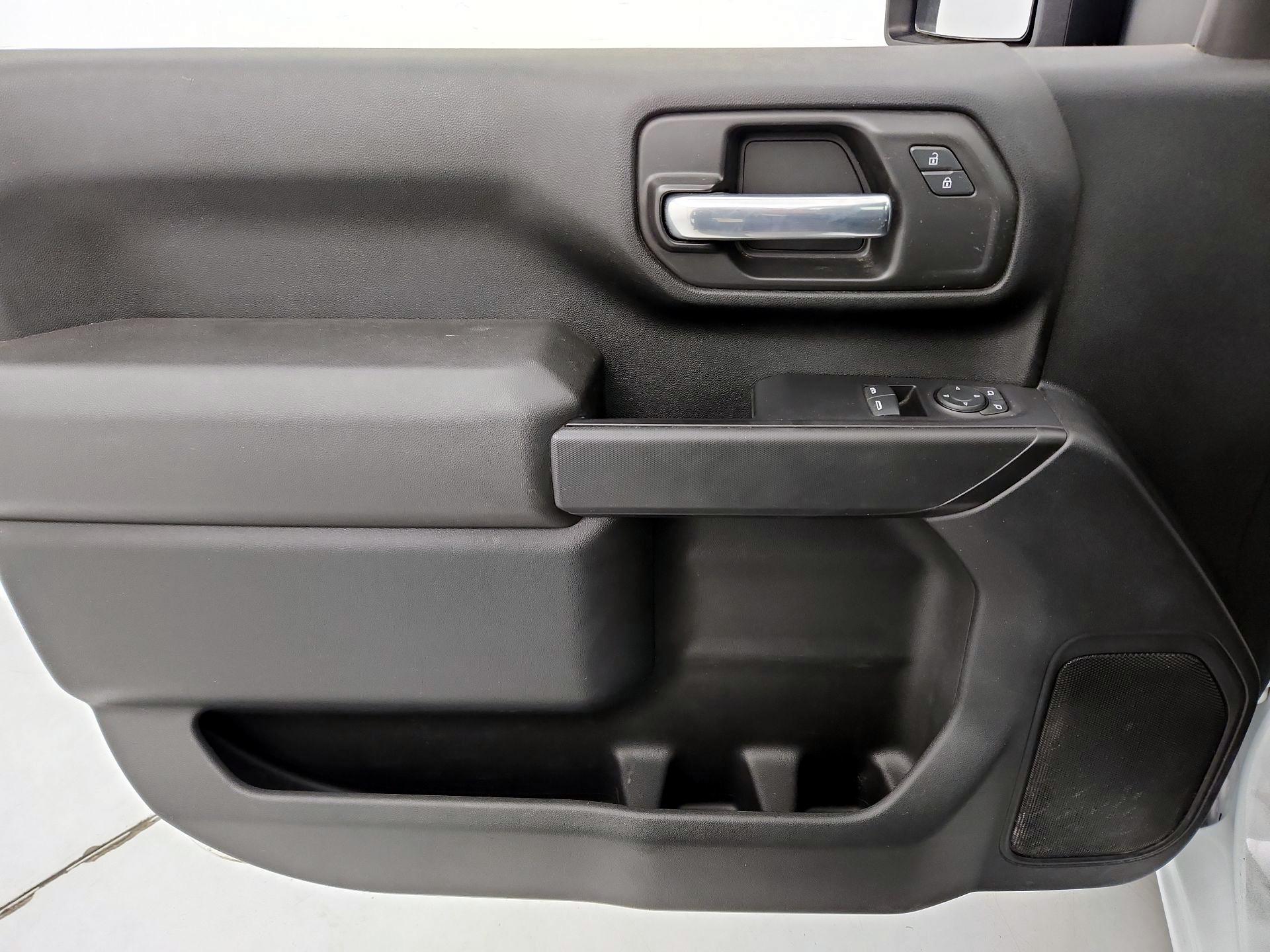Thumbnail: 2021 Chevrolet Silverado 3500 - 12