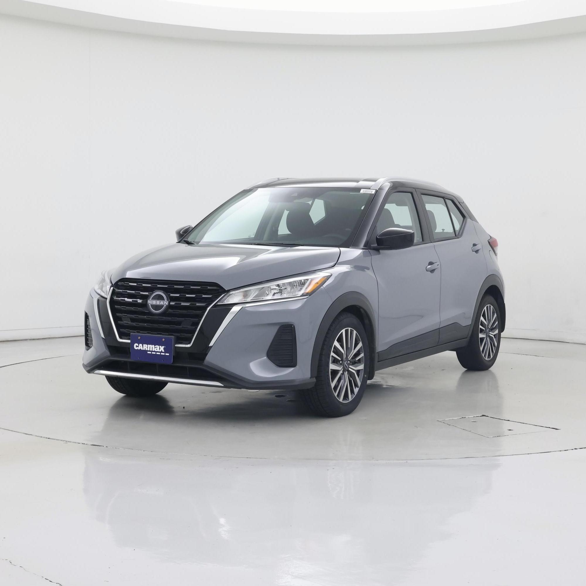 Thumbnail: 2023 Nissan Kicks - 4