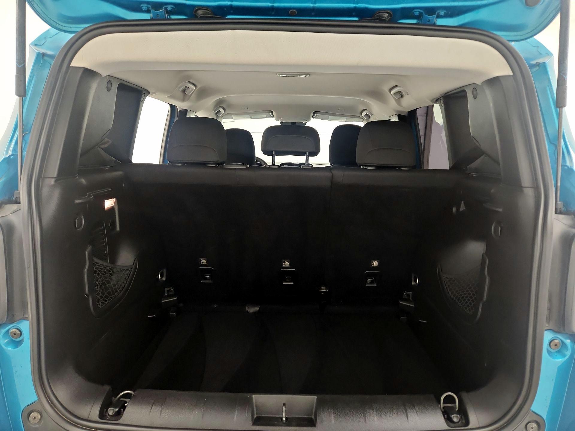 Thumbnail: 2020 Jeep Renegade - 20