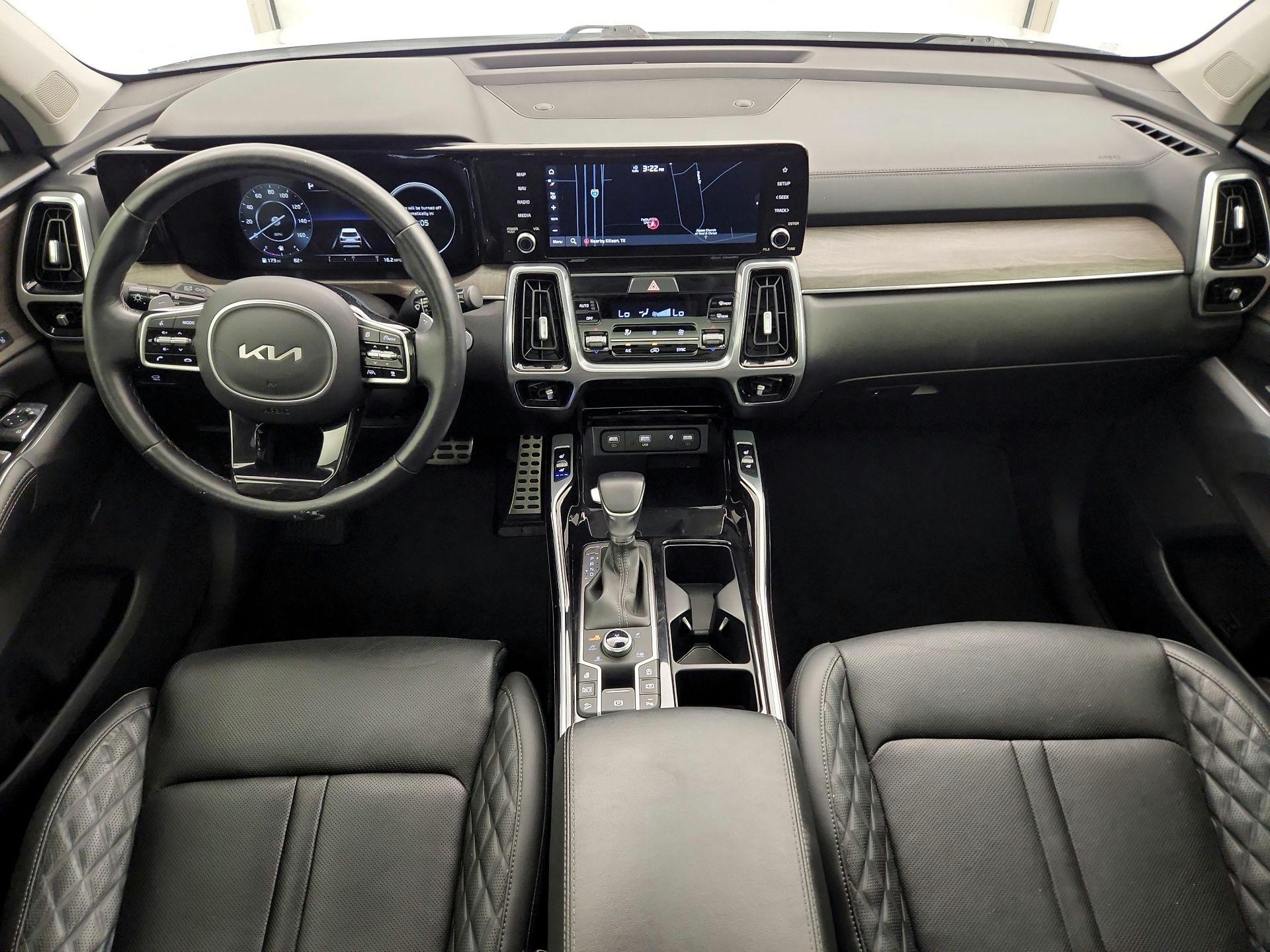 Thumbnail: 2022 Kia Sorento - 9