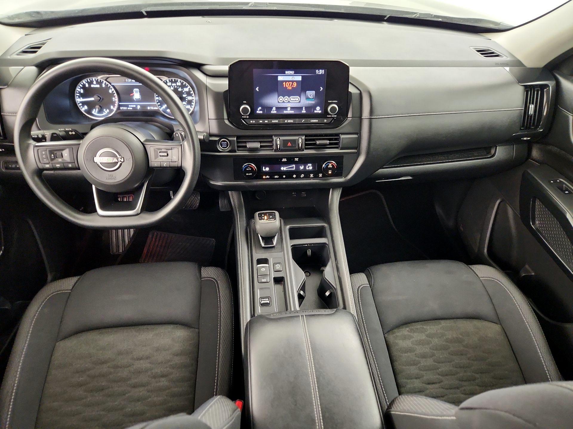 Thumbnail: 2023 Nissan Pathfinder - 9