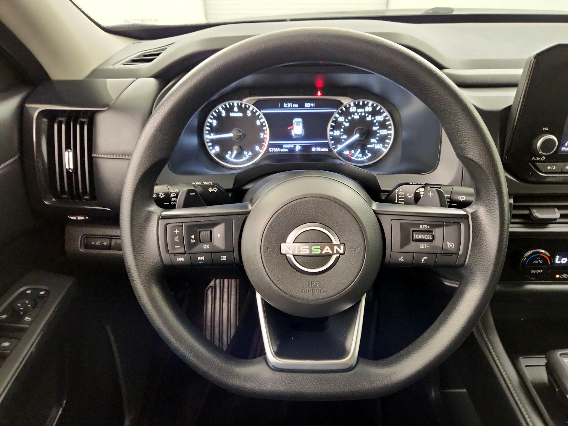Thumbnail: 2023 Nissan Pathfinder - 10