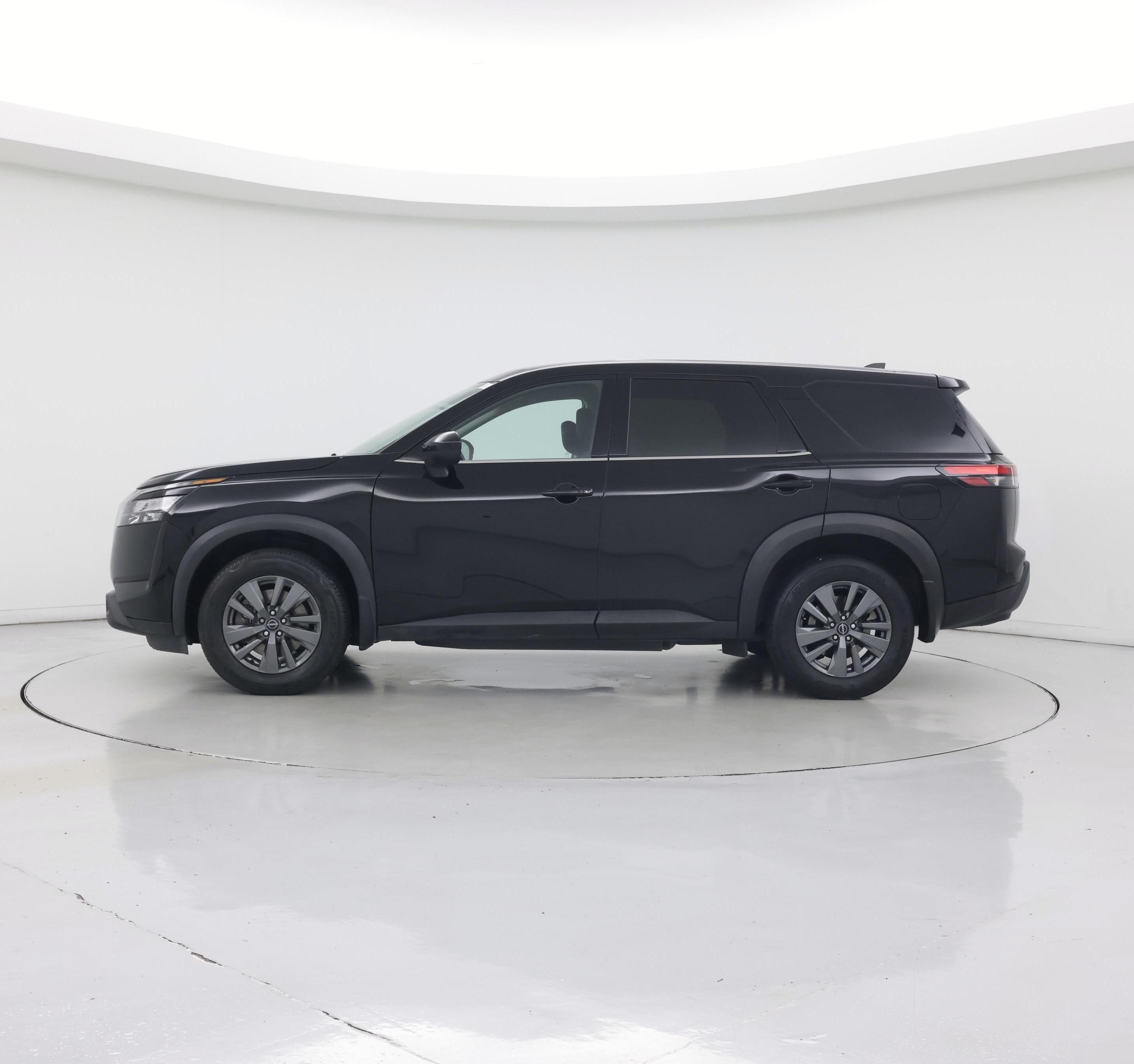 Thumbnail: 2023 Nissan Pathfinder - 3