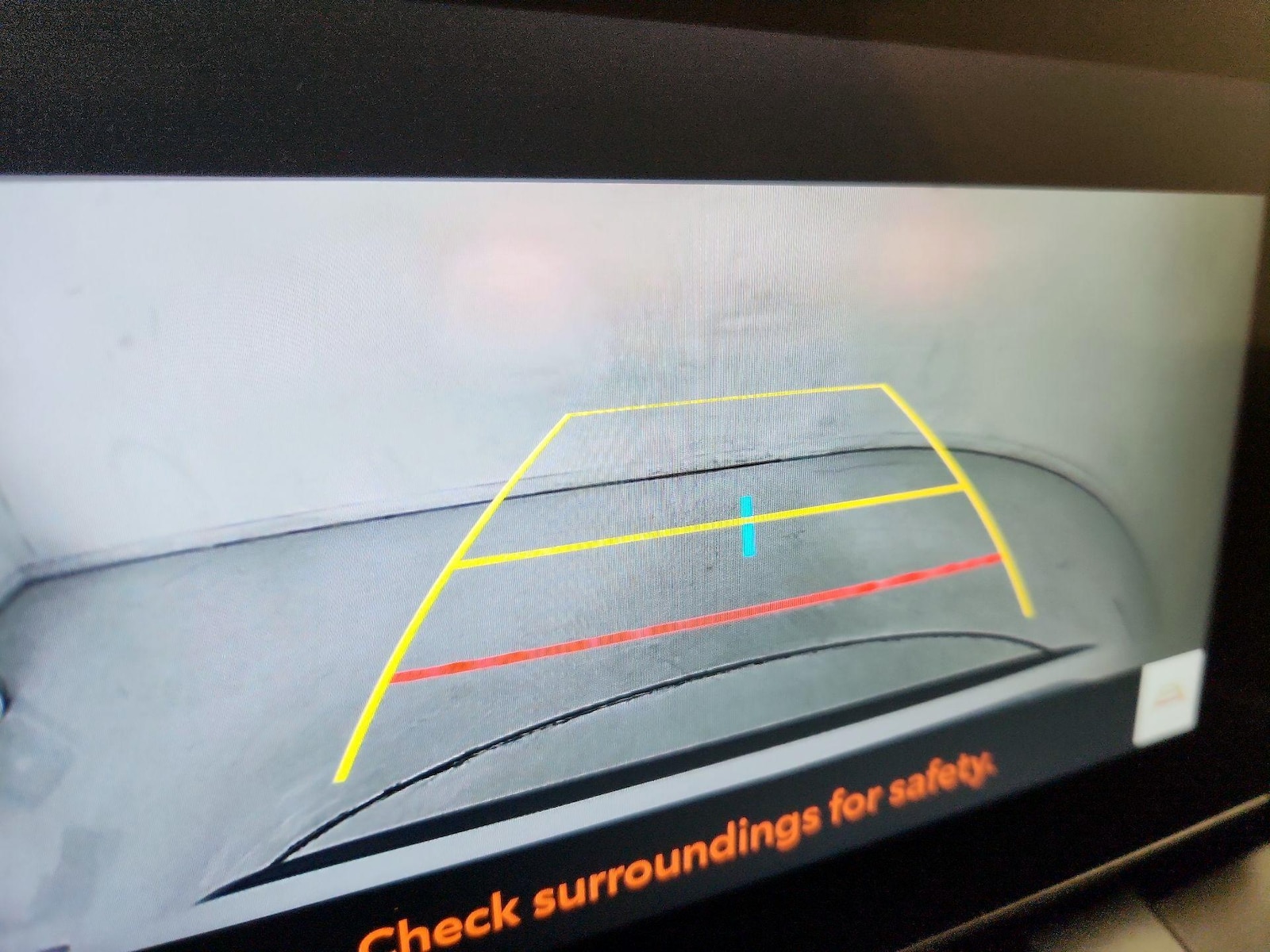 2024 Toyota RAV4 LE - Photo 15
