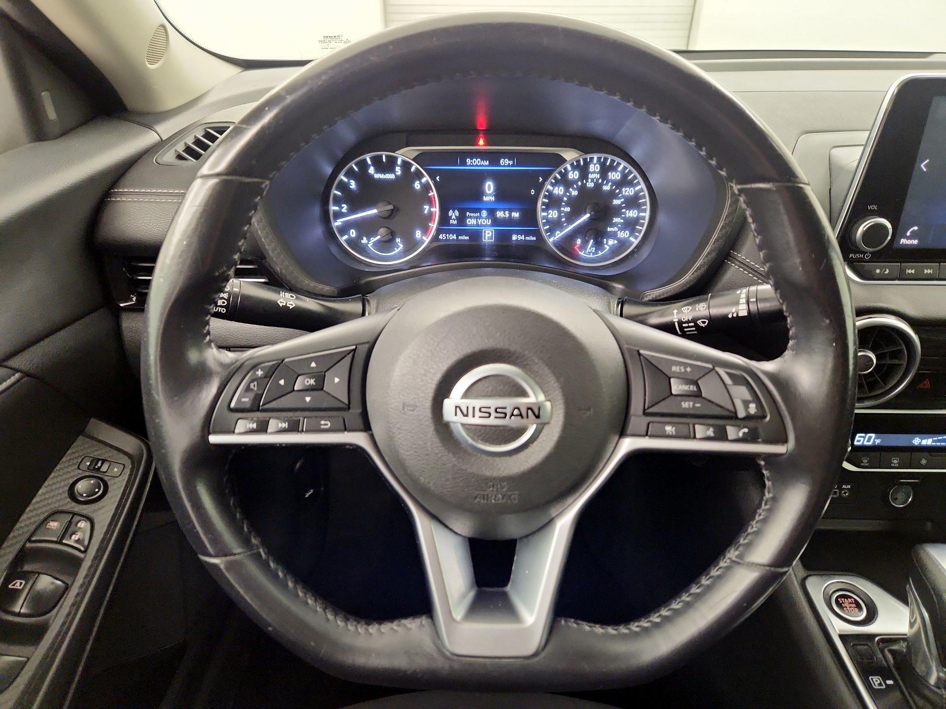 Thumbnail: 2020 Nissan Sentra - 10