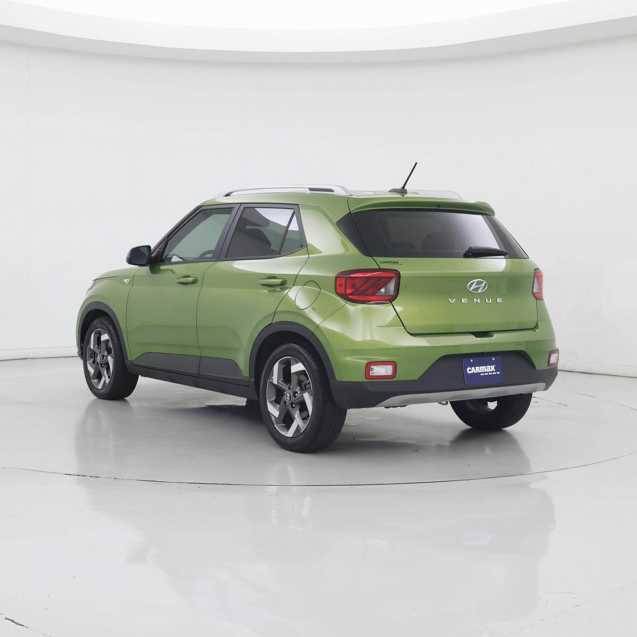 Thumbnail: 2023 Hyundai Venue - 2