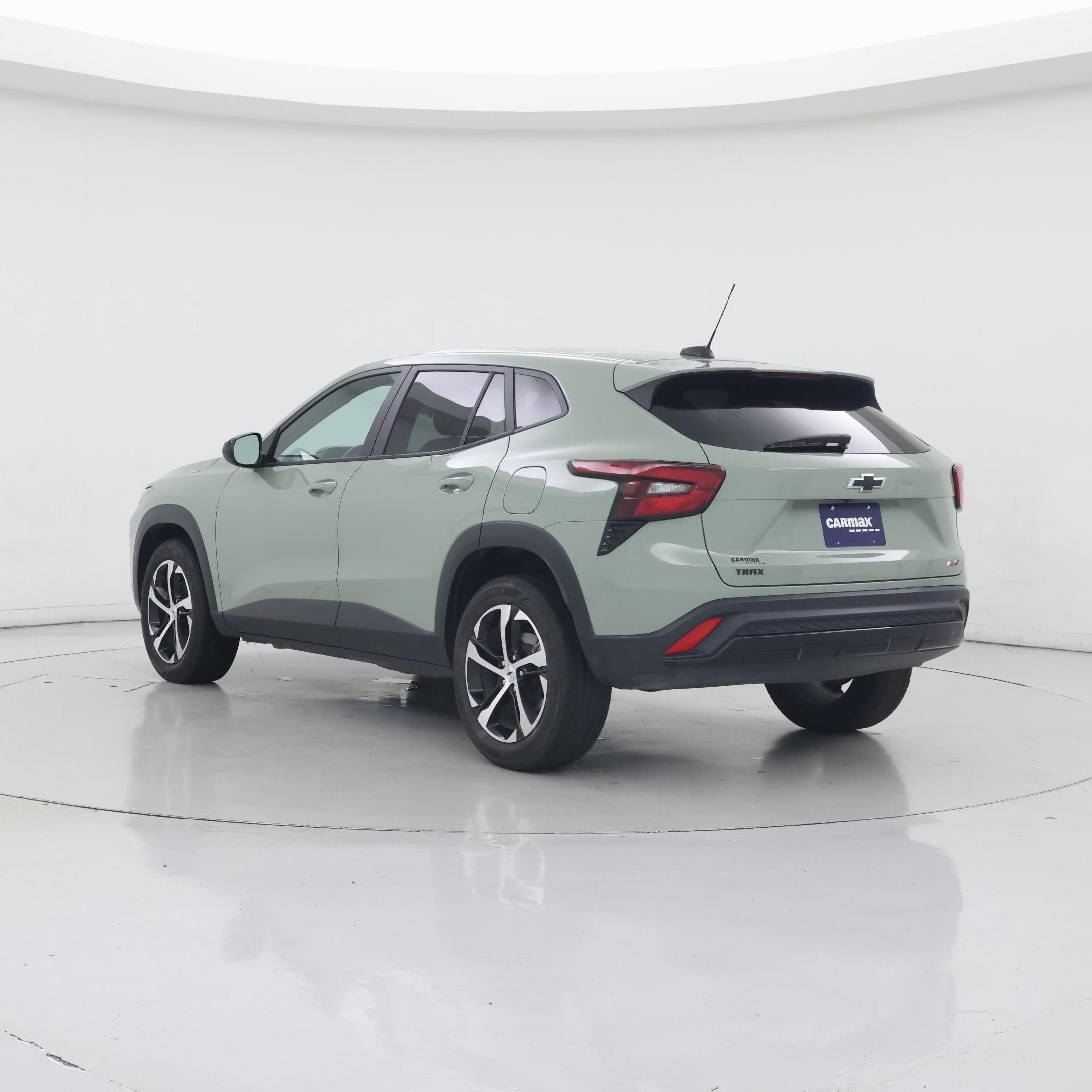 Thumbnail: 2024 Chevrolet Trax - 2