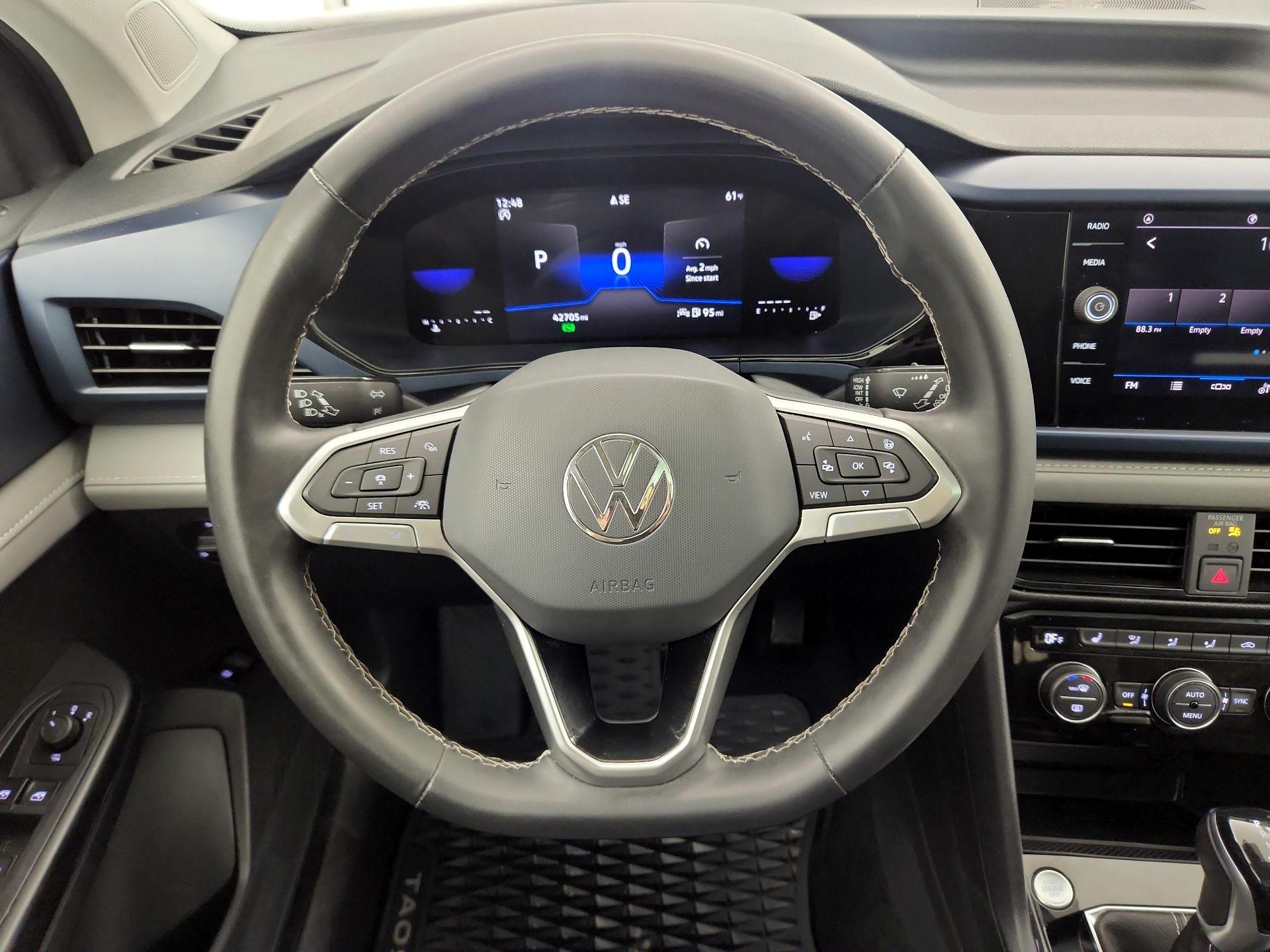Thumbnail: 2024 Volkswagen Taos - 10