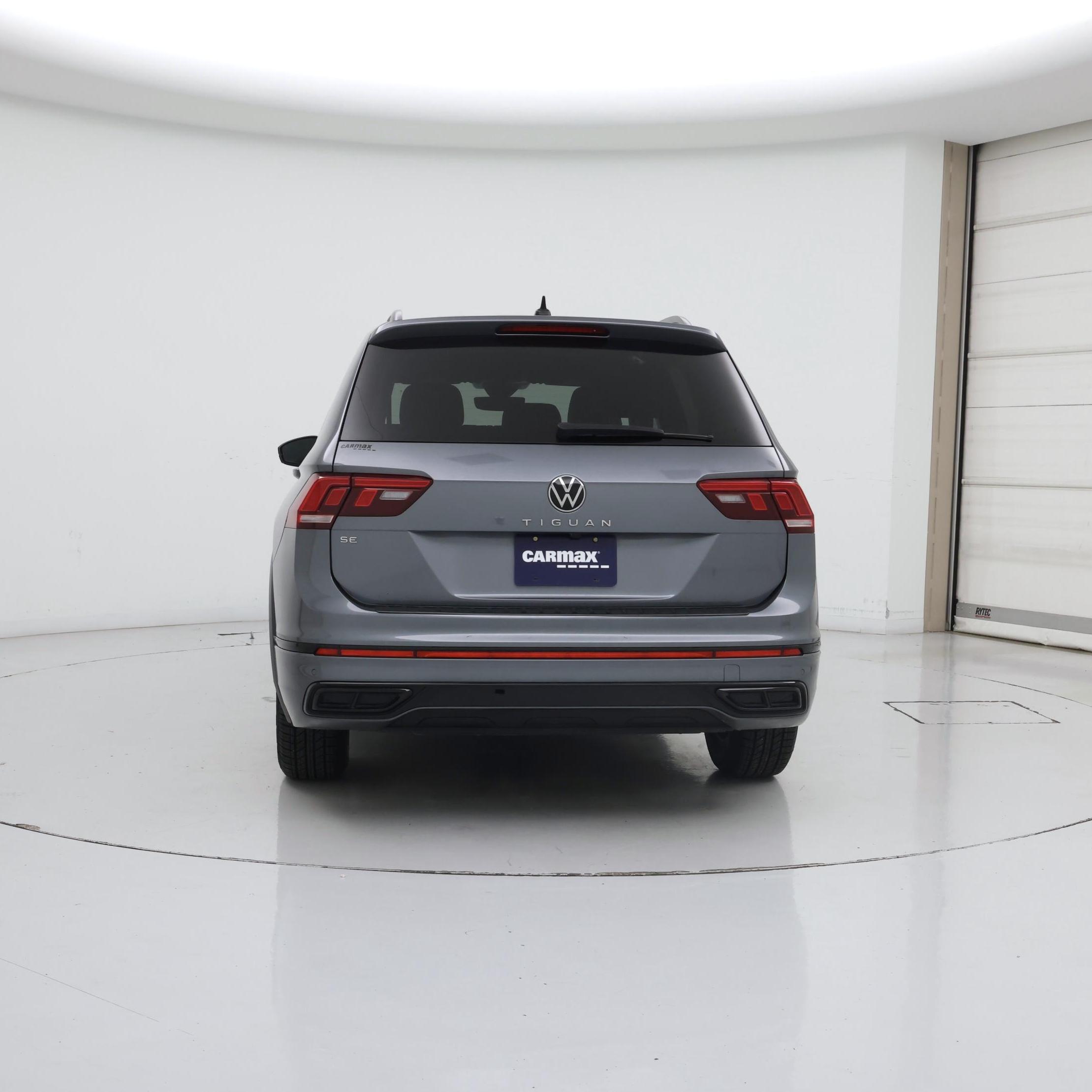 Thumbnail: 2023 Volkswagen Tiguan - 6