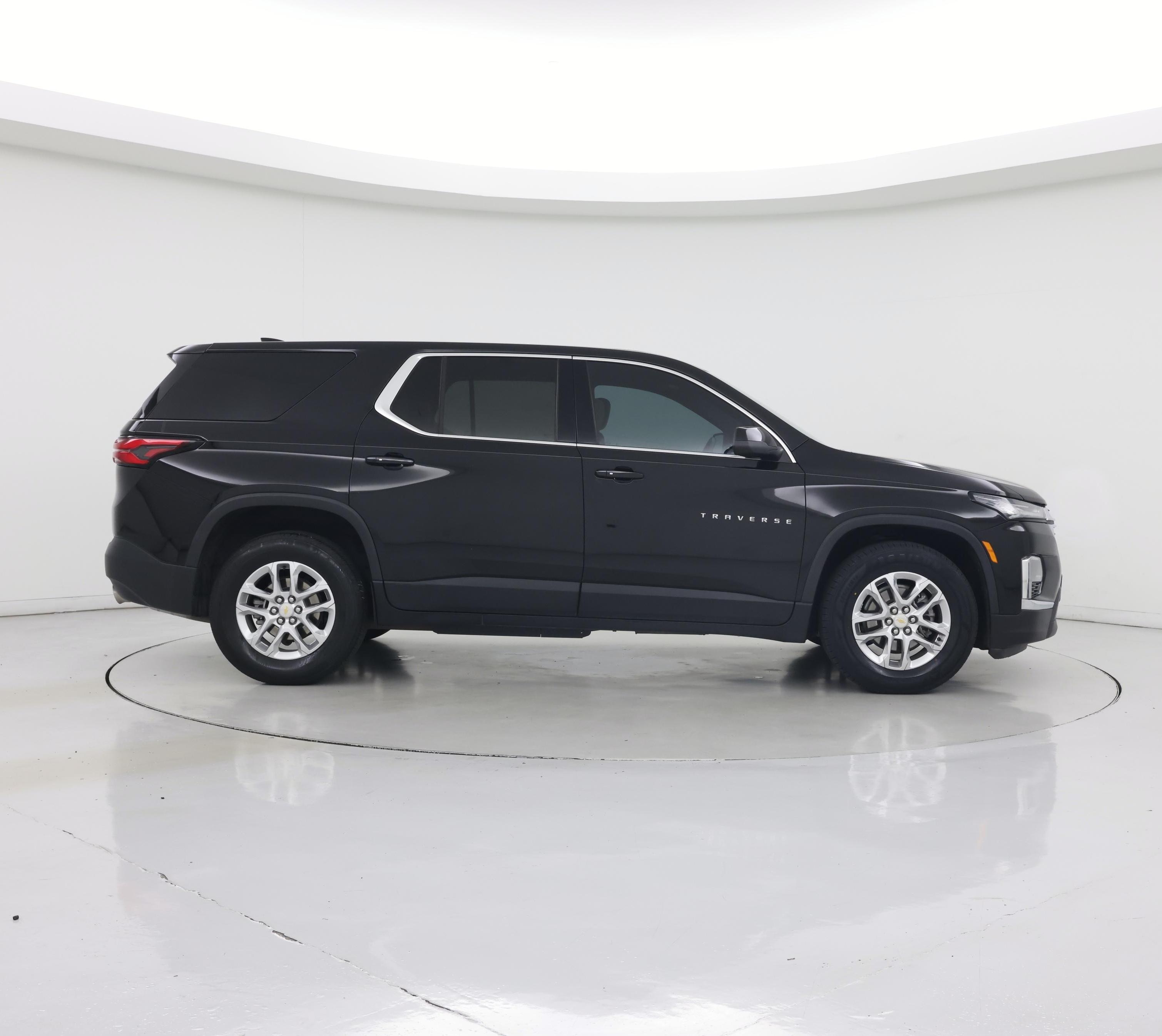 Thumbnail: 2023 Chevrolet Traverse - 7