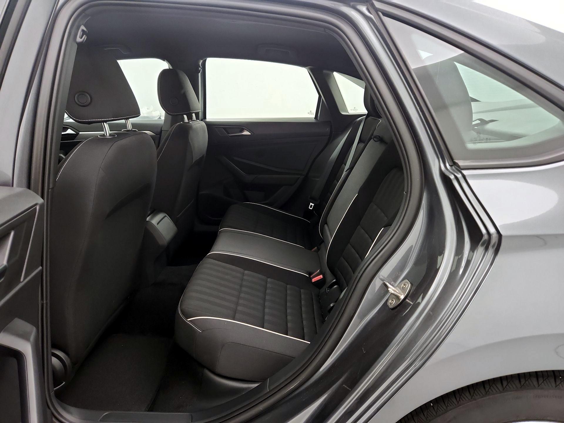 Thumbnail: 2023 Volkswagen Jetta - 19