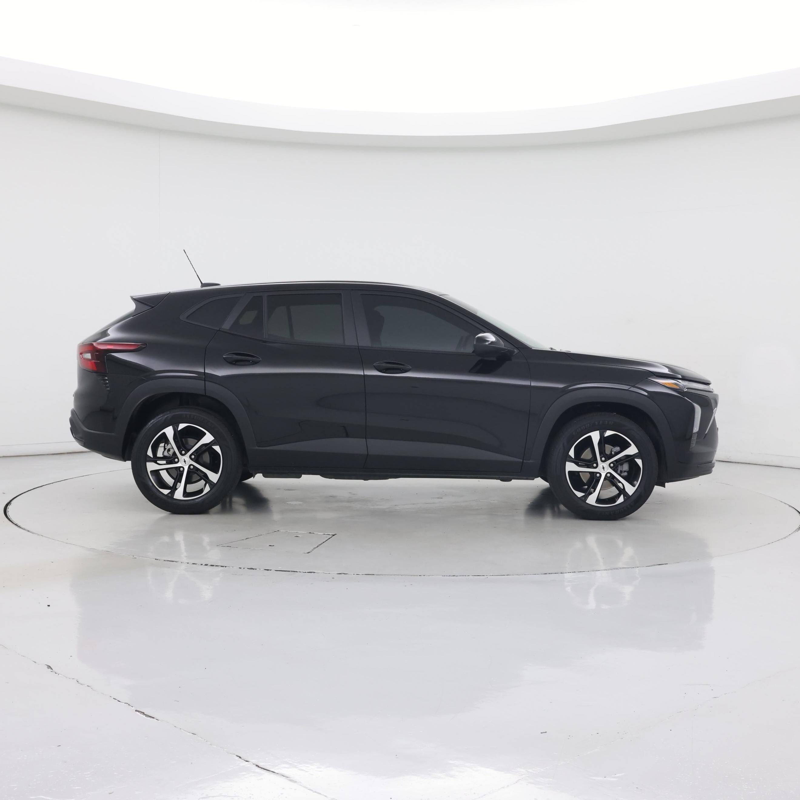 Thumbnail: 2025 Chevrolet Trax - 7