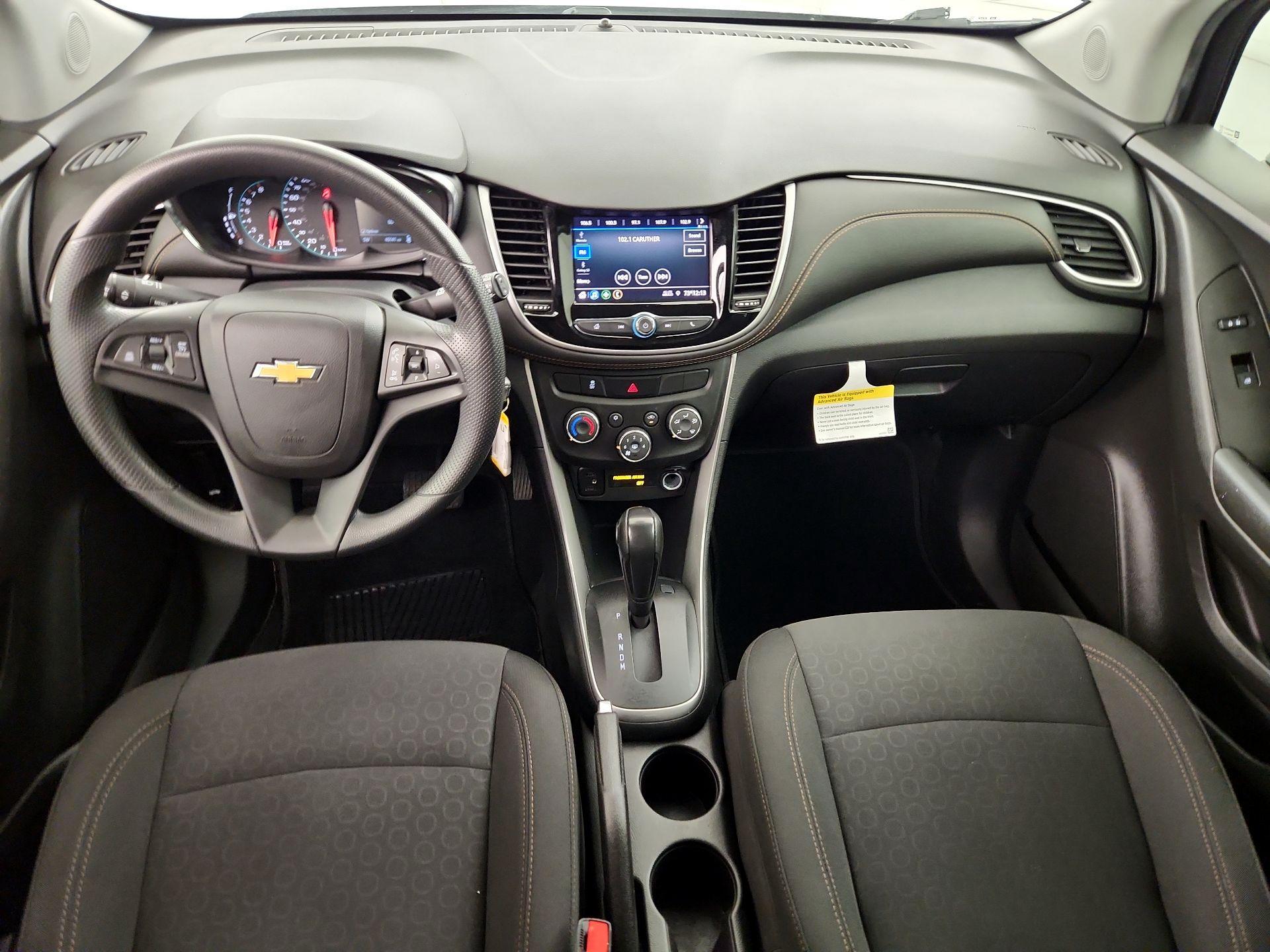 Thumbnail: 2022 Chevrolet Trax - 9