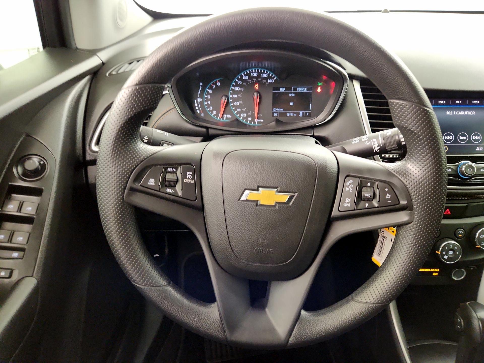 Thumbnail: 2022 Chevrolet Trax - 10