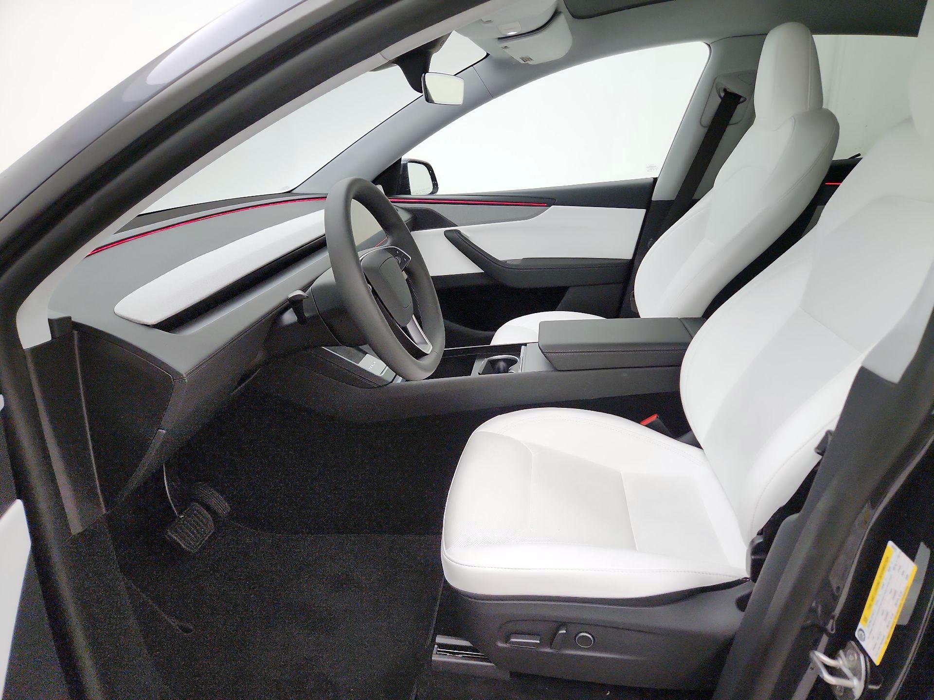 Thumbnail: 2026 Tesla Model Y - 11