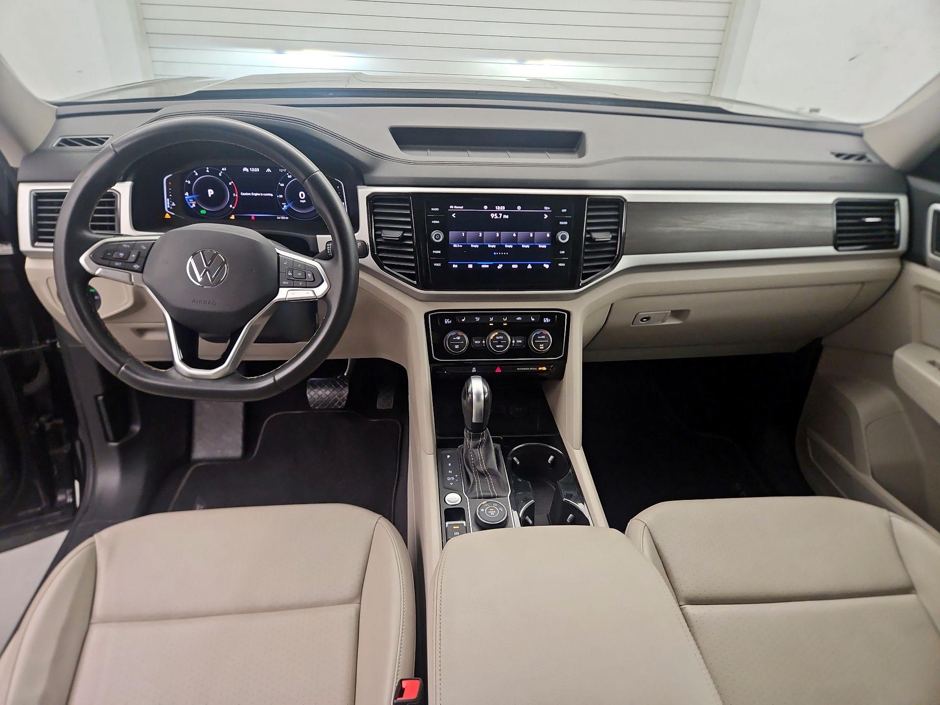 Thumbnail: 2022 Volkswagen Atlas - 9