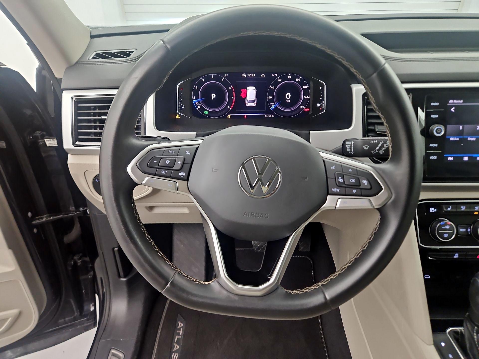 Thumbnail: 2022 Volkswagen Atlas - 10