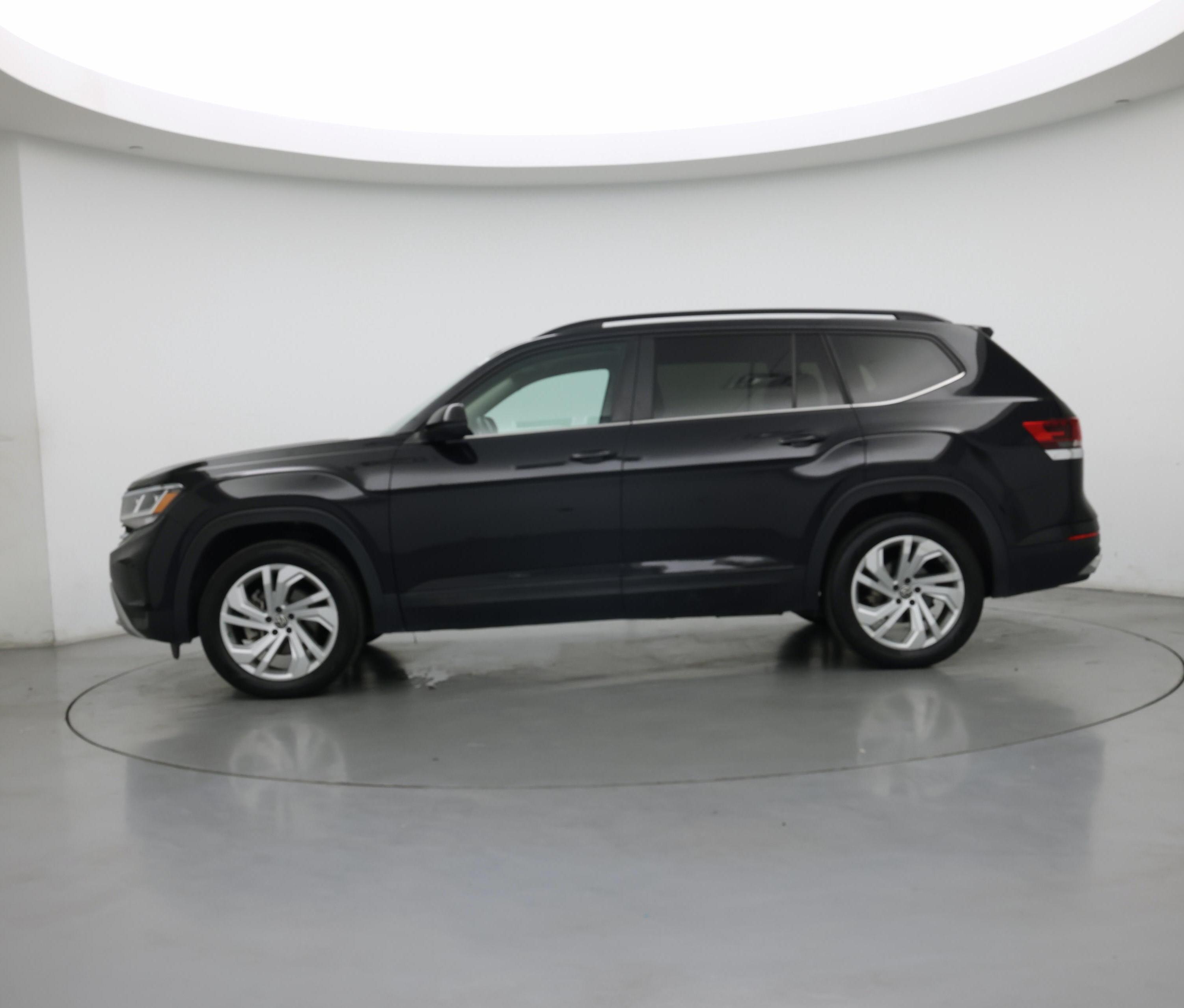 Thumbnail: 2022 Volkswagen Atlas - 3