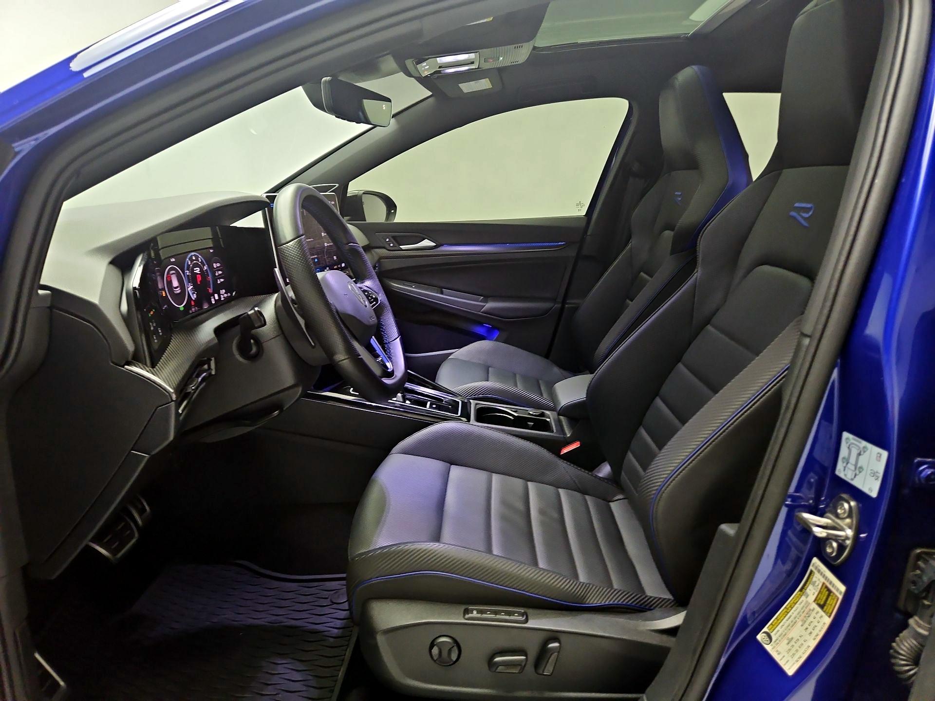 Thumbnail: 2025 Volkswagen Golf - 9