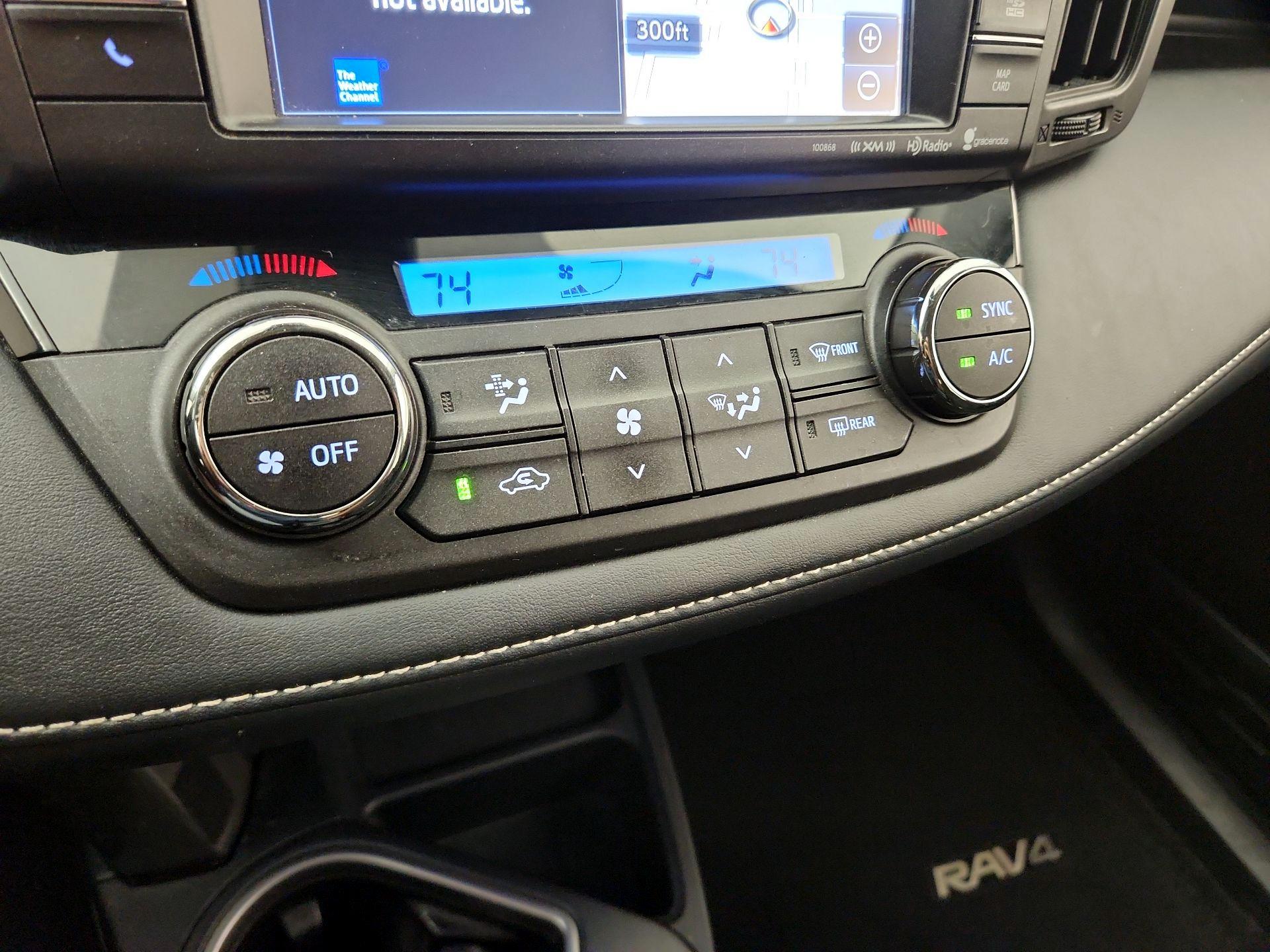 Thumbnail: 2018 Toyota RAV4 - 15