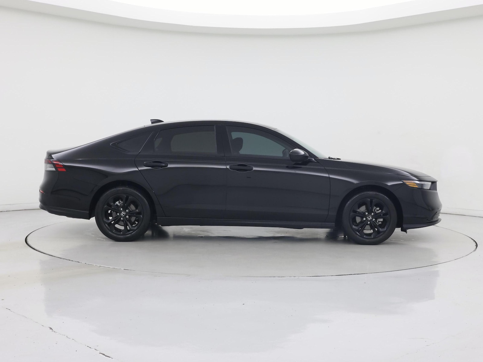 2025 Honda Accord SE - Photo 8