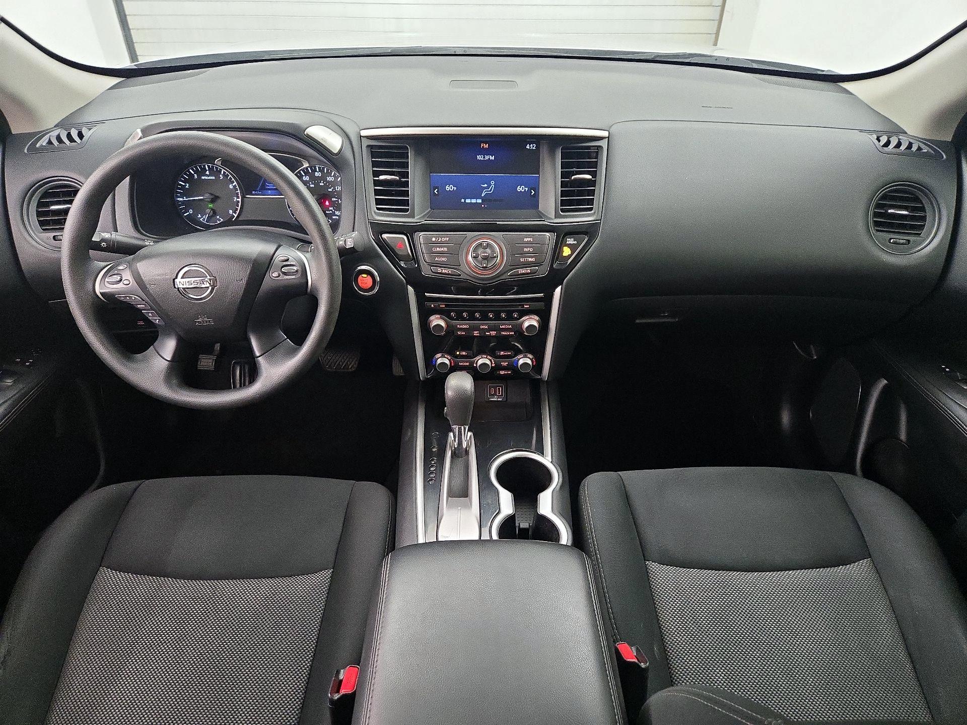 Thumbnail: 2020 Nissan Pathfinder - 9