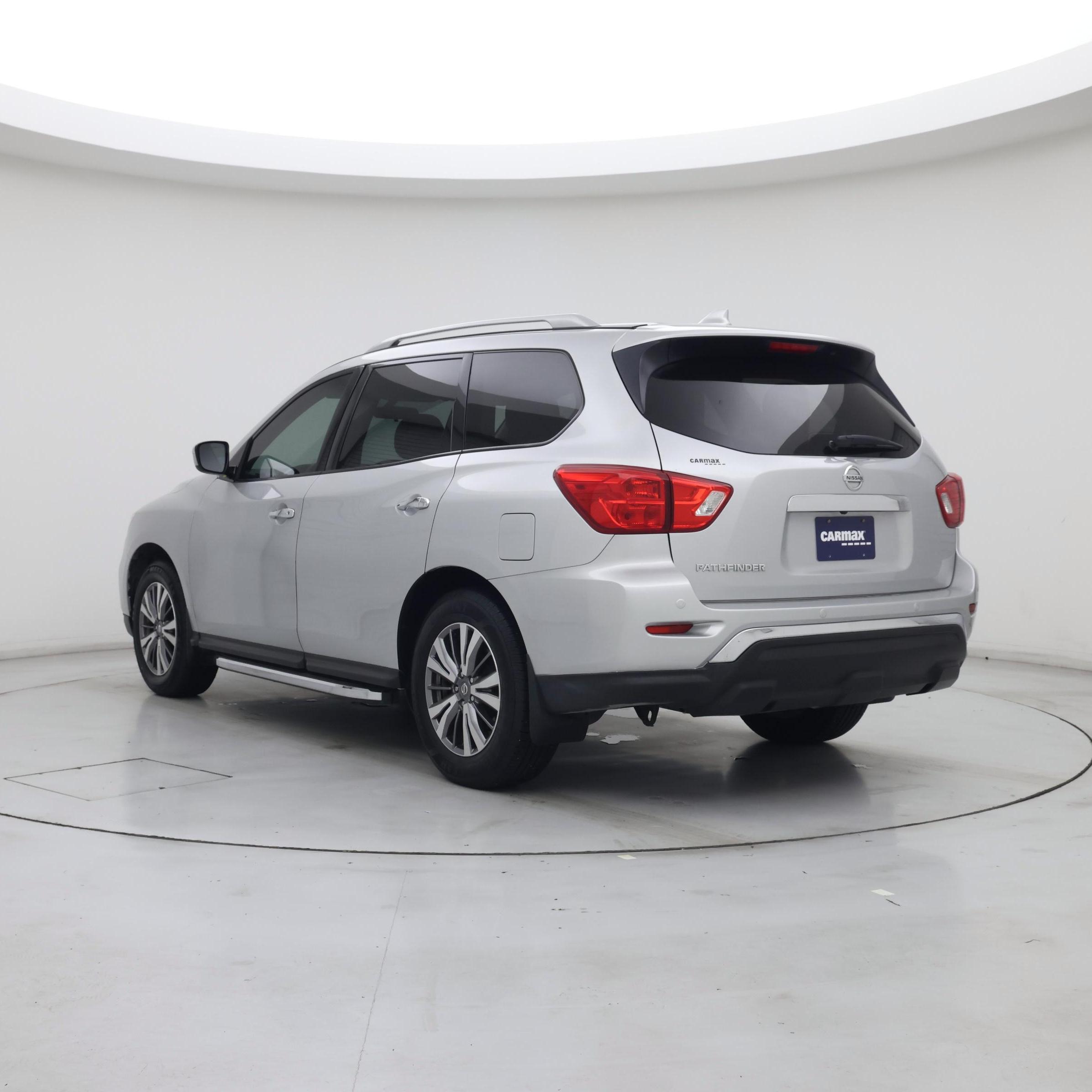 Thumbnail: 2020 Nissan Pathfinder - 2