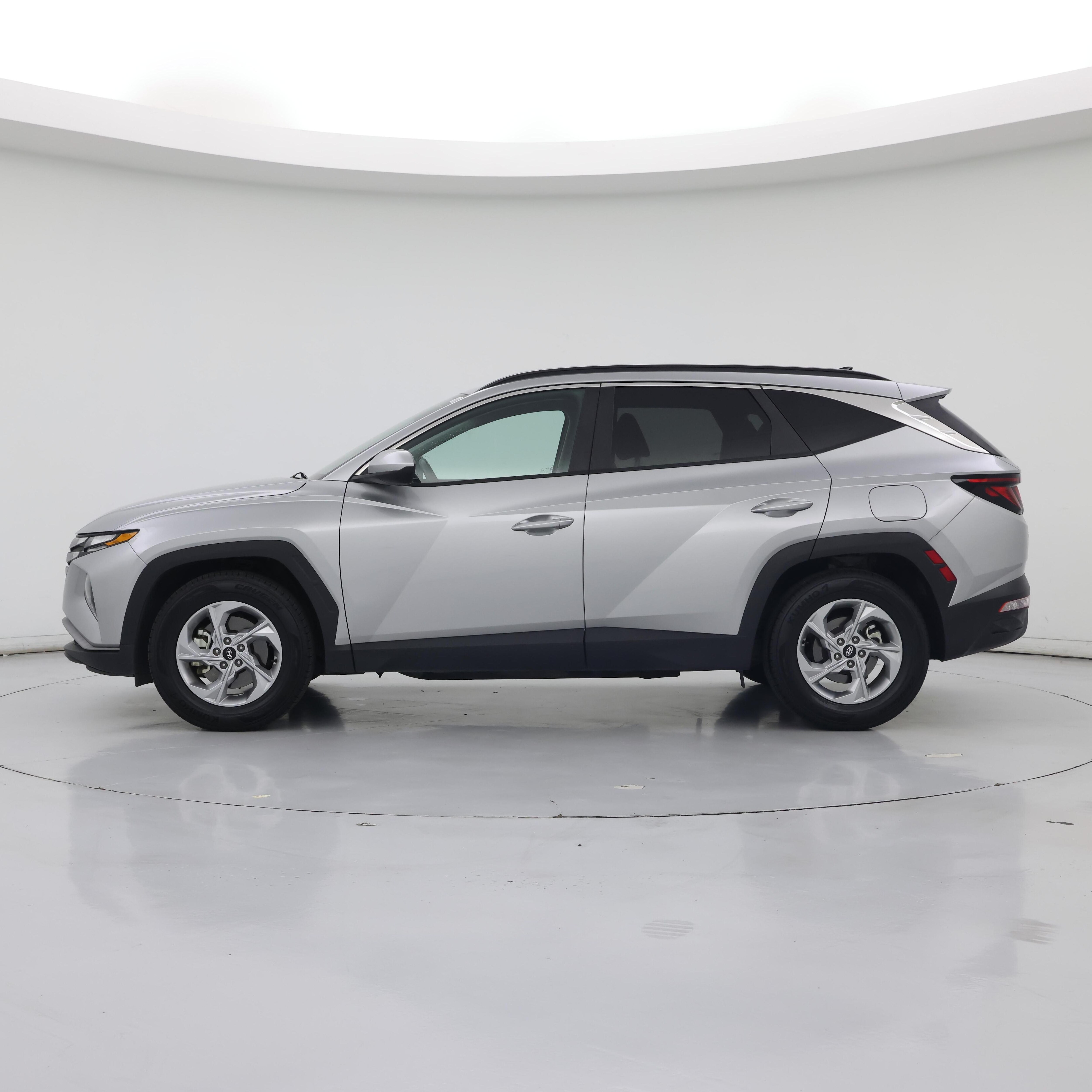 Thumbnail: 2024 Hyundai Tucson - 3