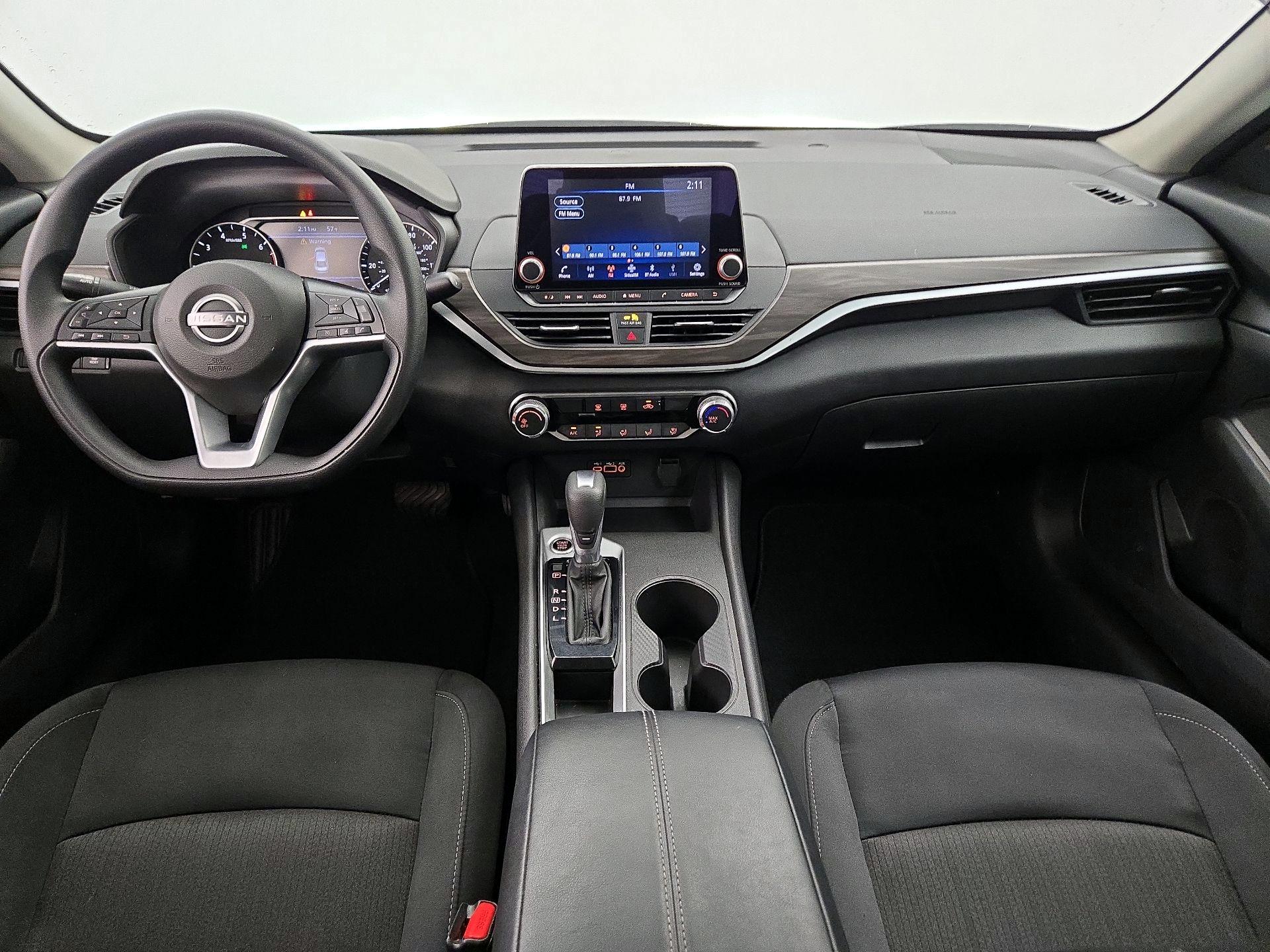 Thumbnail: 2025 Nissan Altima - 9