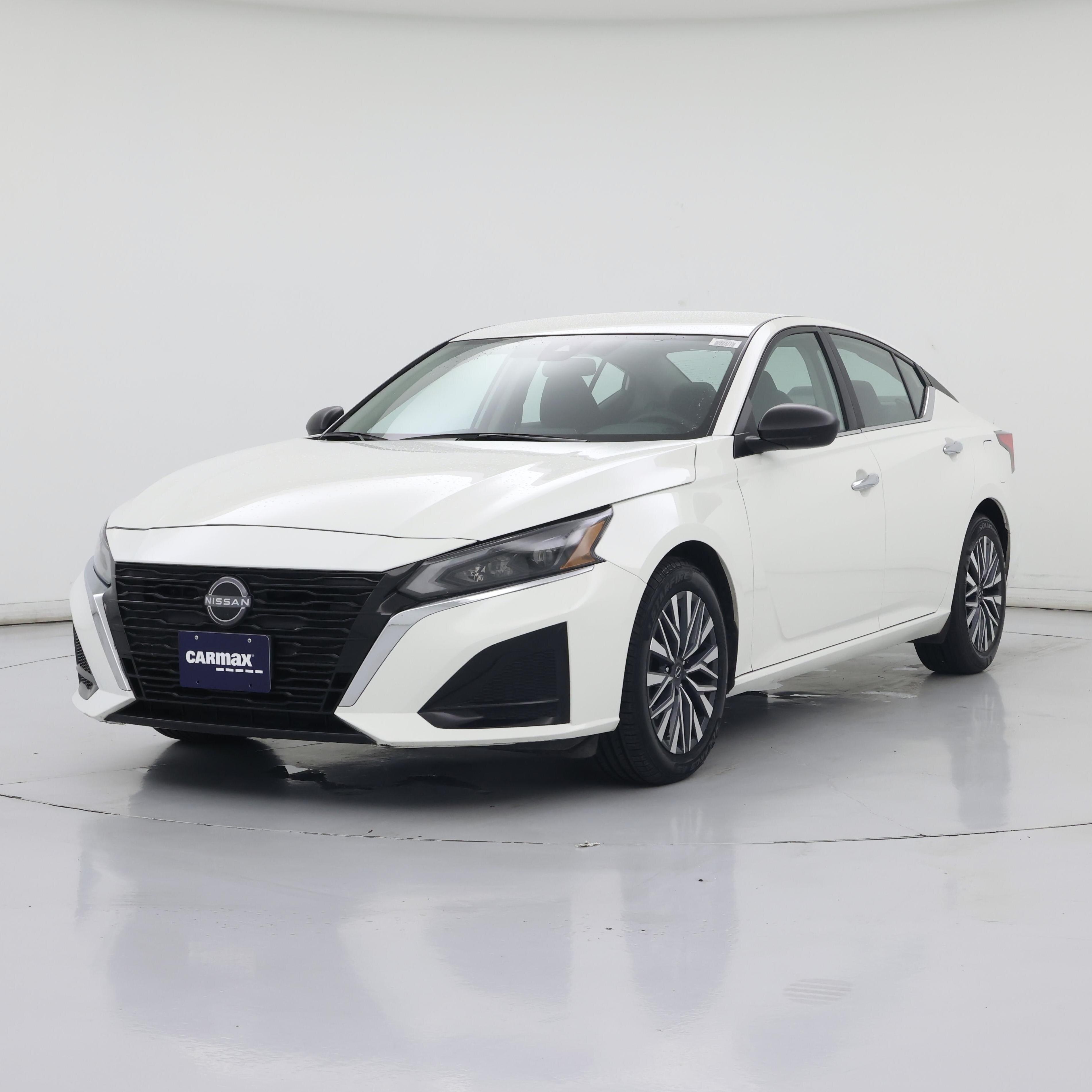Thumbnail: 2025 Nissan Altima - 4