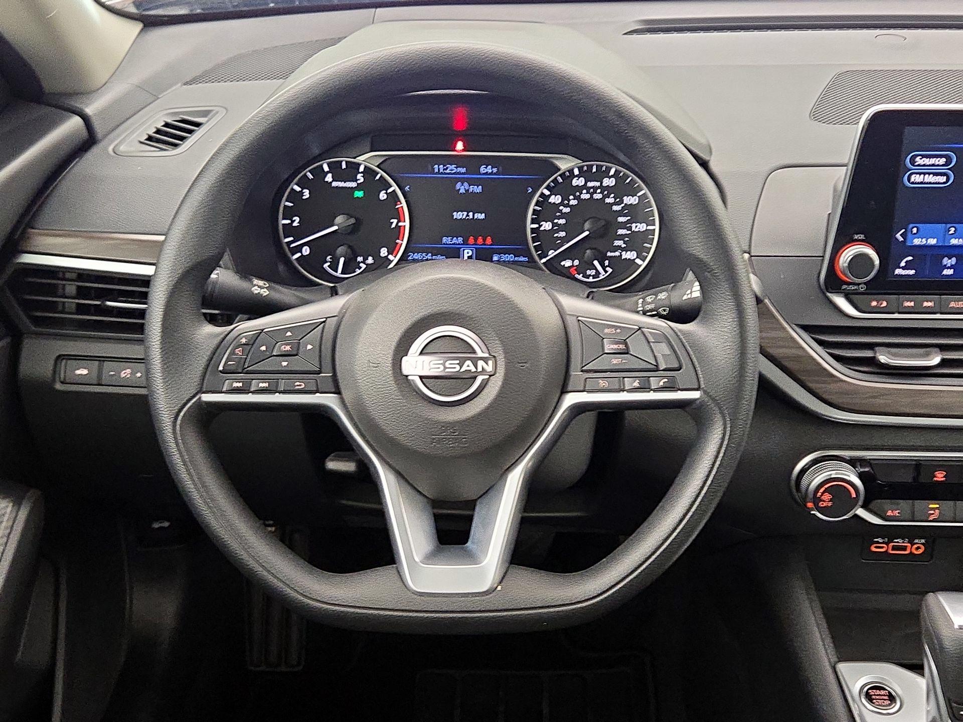 Thumbnail: 2025 Nissan Altima - 10