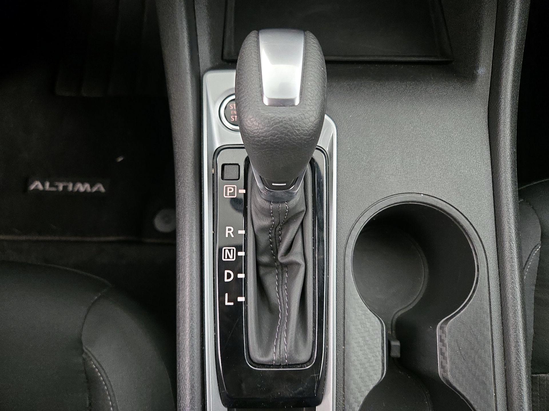 Thumbnail: 2025 Nissan Altima - 17