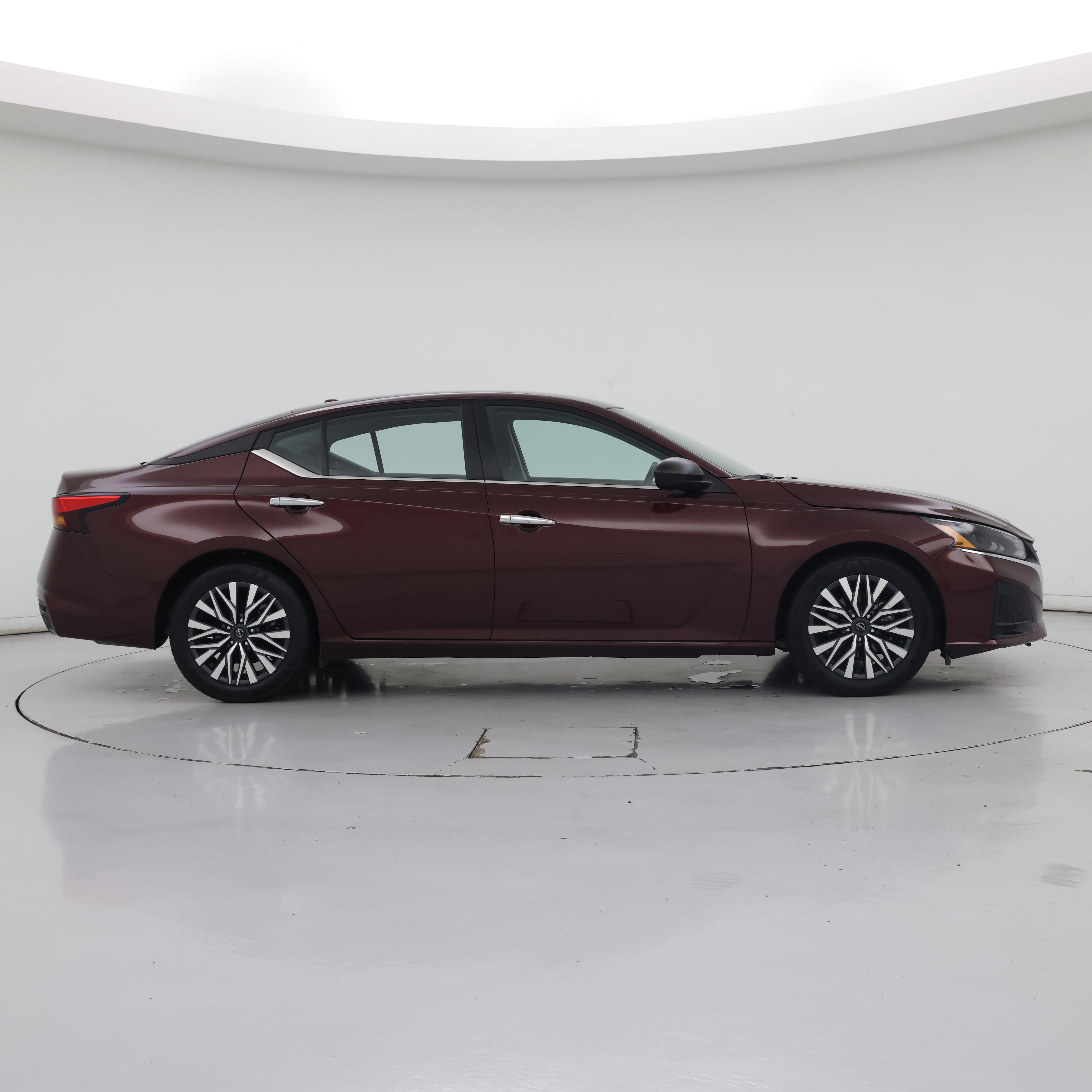 Thumbnail: 2025 Nissan Altima - 7