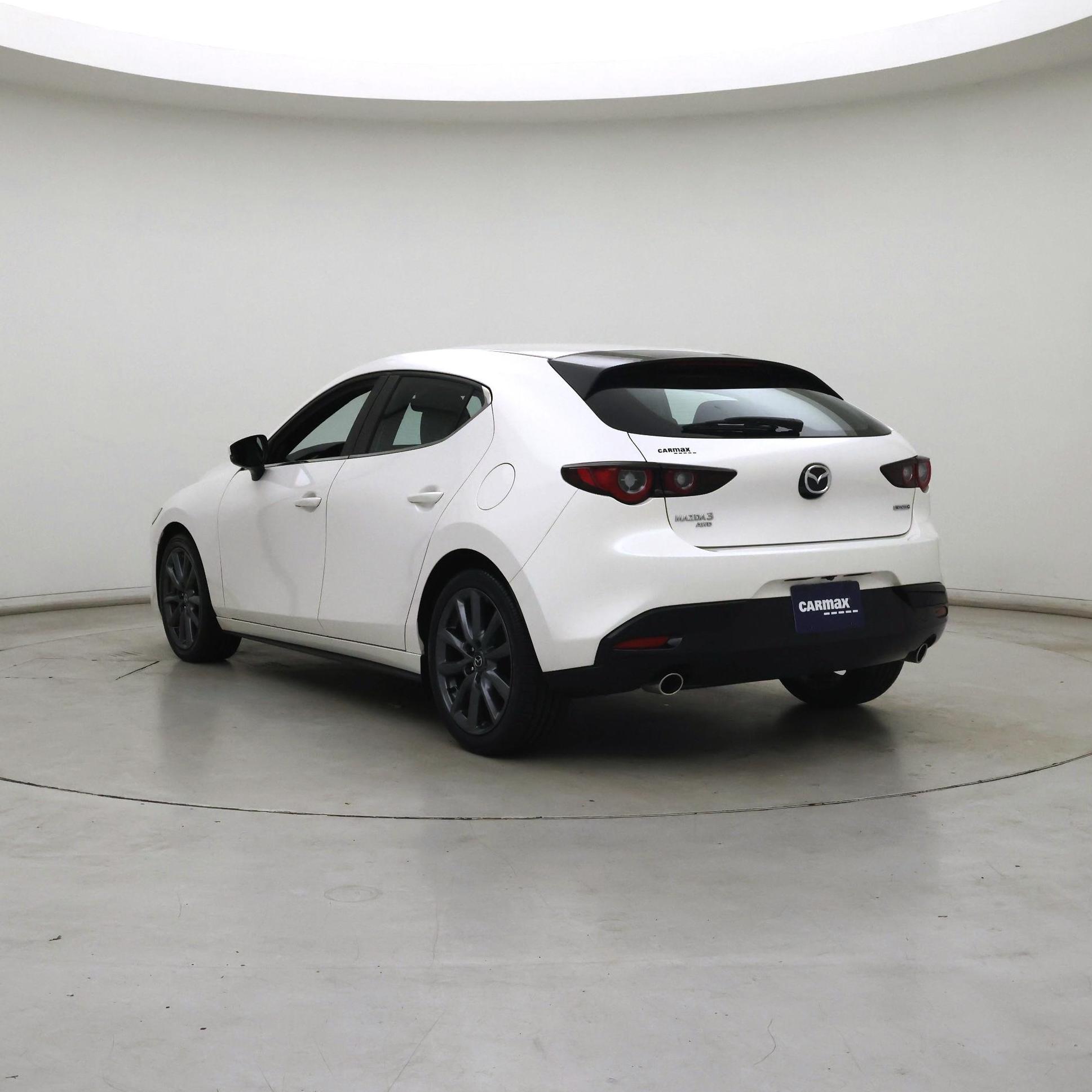 Thumbnail: 2022 Mazda Mazda3 - 2