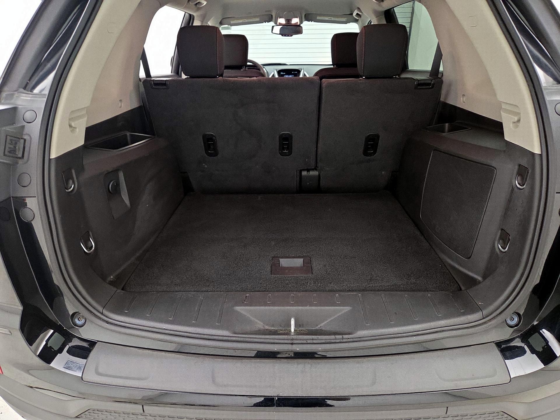 Thumbnail: 2017 GMC Terrain - 18