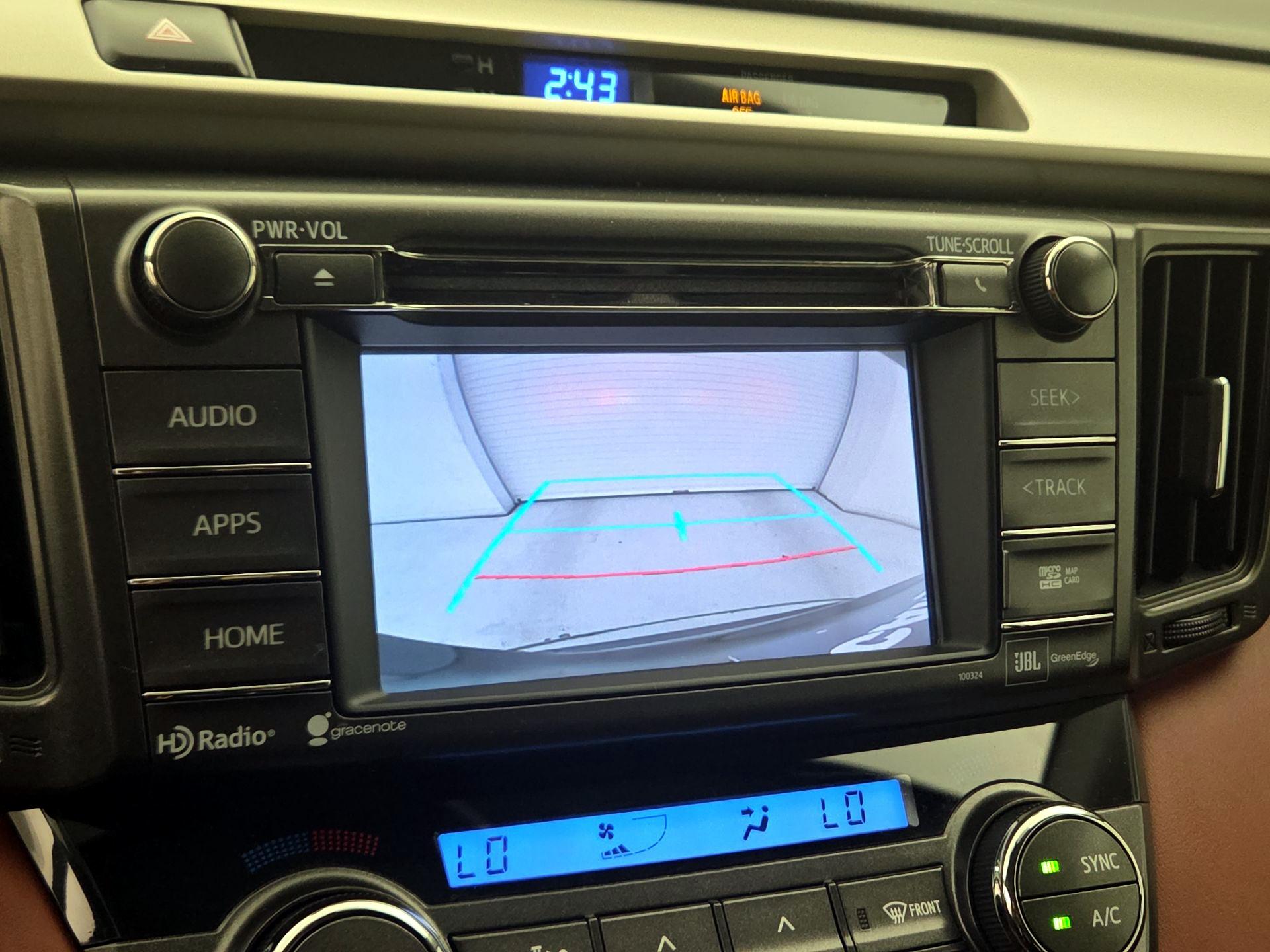 Thumbnail: 2015 Toyota RAV4 - 14