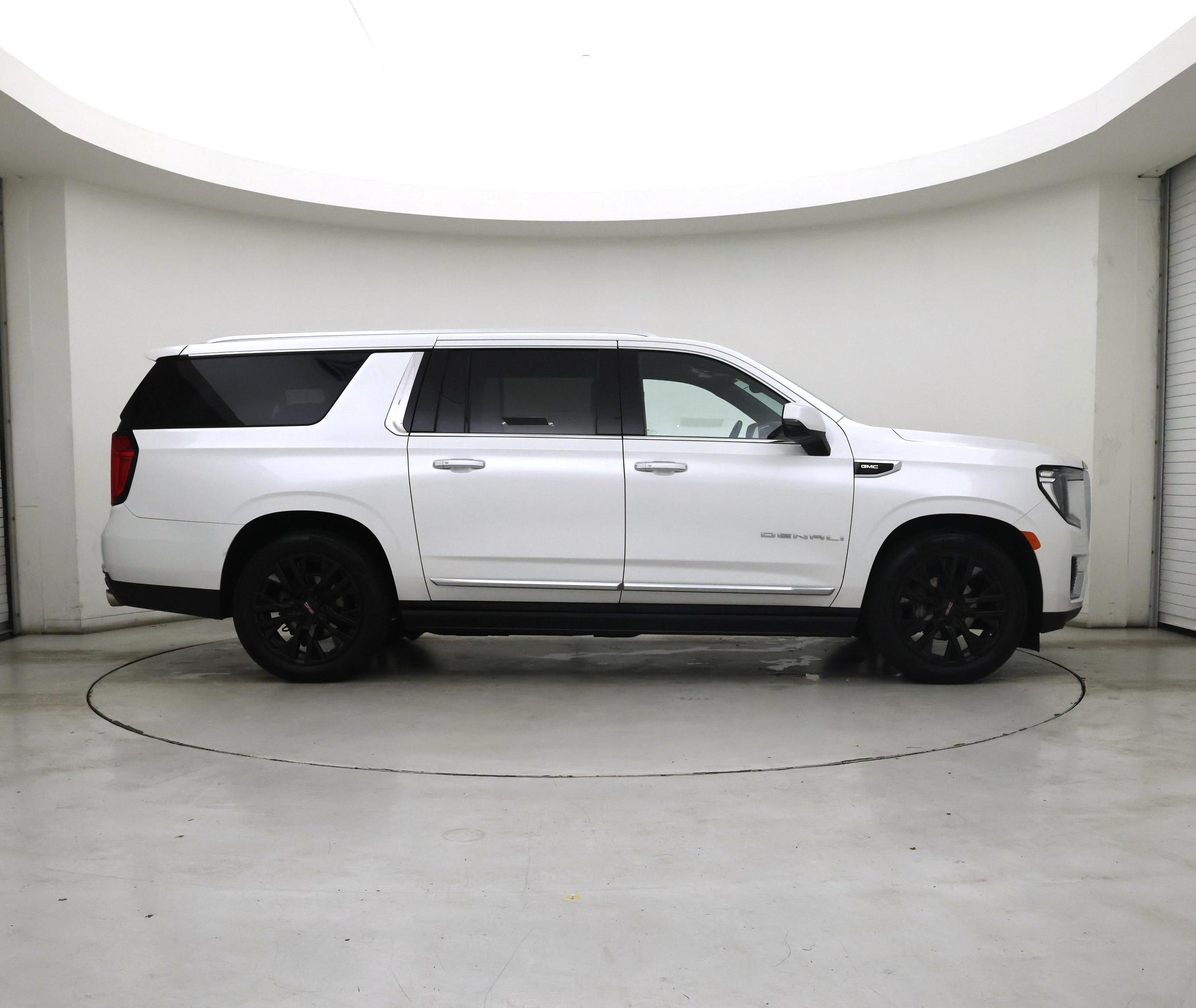 Thumbnail: 2021 GMC Yukon XL - 7